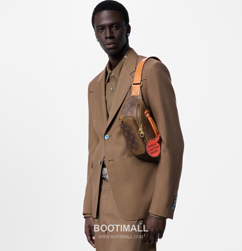 Louis Vuitton Rush Monogram Dust Canvas Belt Bag M11539 루이비통 러시 모노그램 더스트 캔버스 벨트백 30cm 3