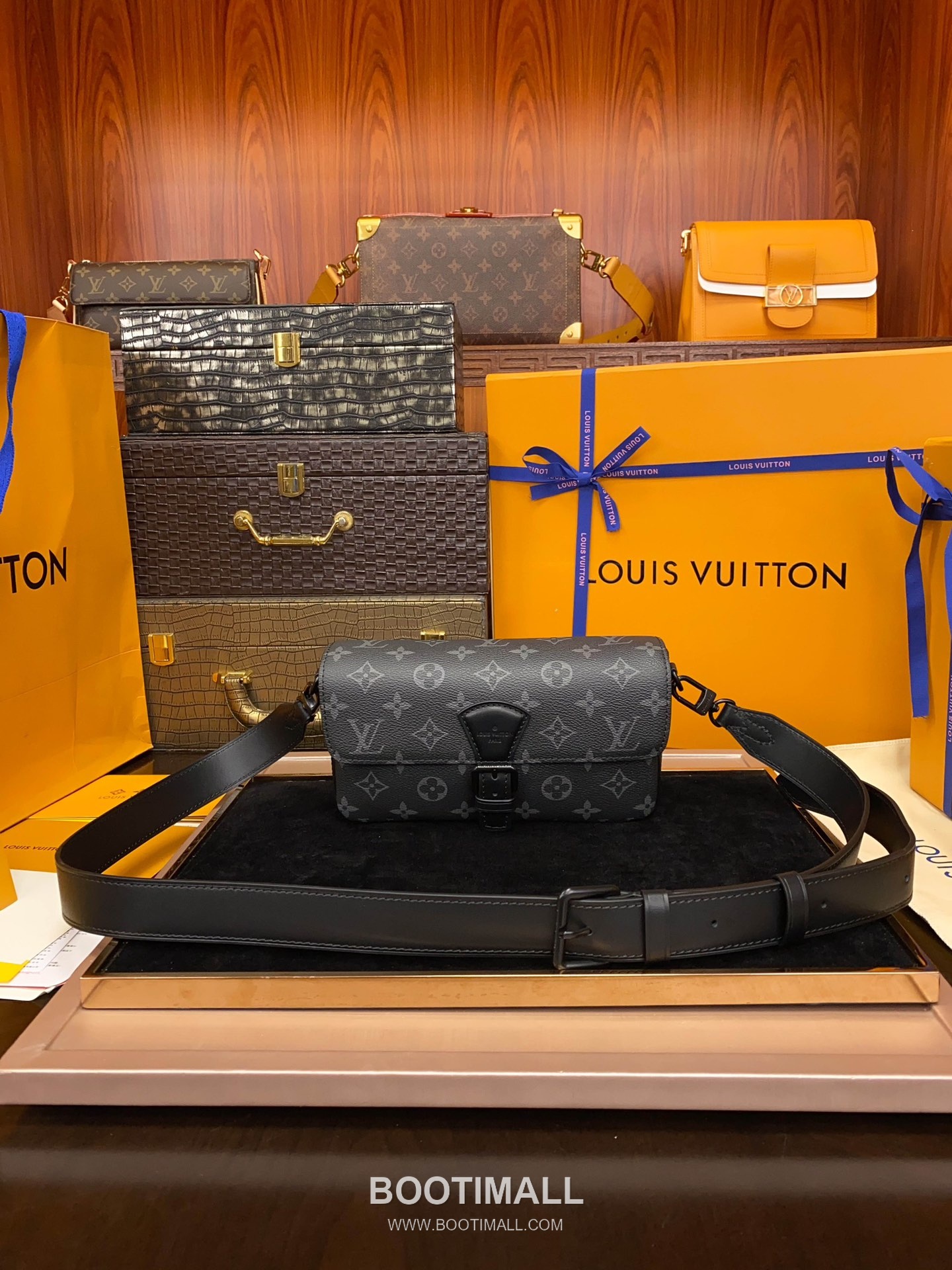 Louis Vuitton Montsouris Mini Monogram Eclipse Canvas Backpack M83567 루이비통 몽수리 미니 모노그램 이클립스 백팩 22cm 6