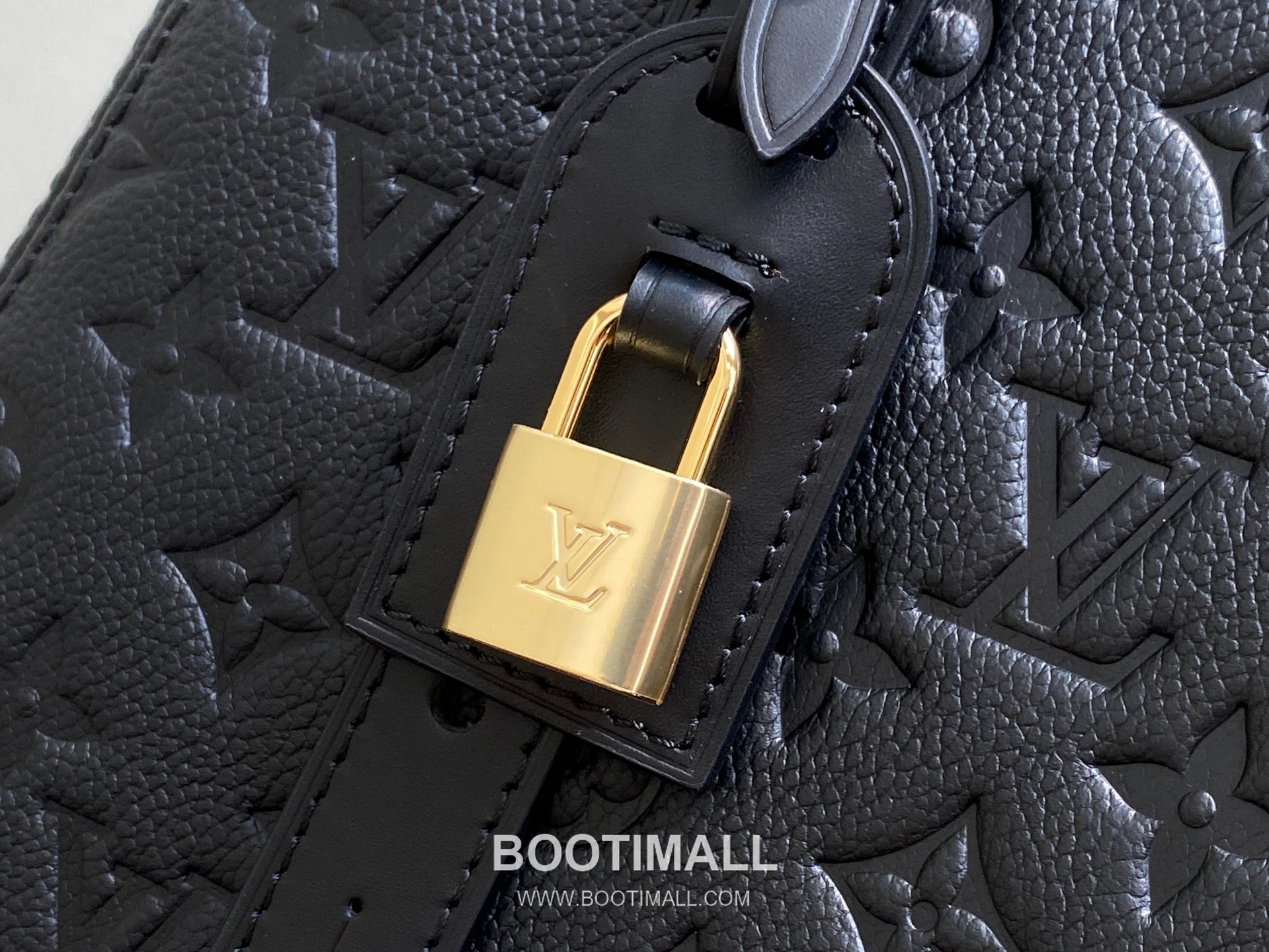 Louis Vuitton All In One Monogram Empreinte Medium Leather Black Tote Bag 루이비통 올 인 원 모노그램 앙프렝뜨 미디엄 레더 블랙 토트백 56.5cm 9