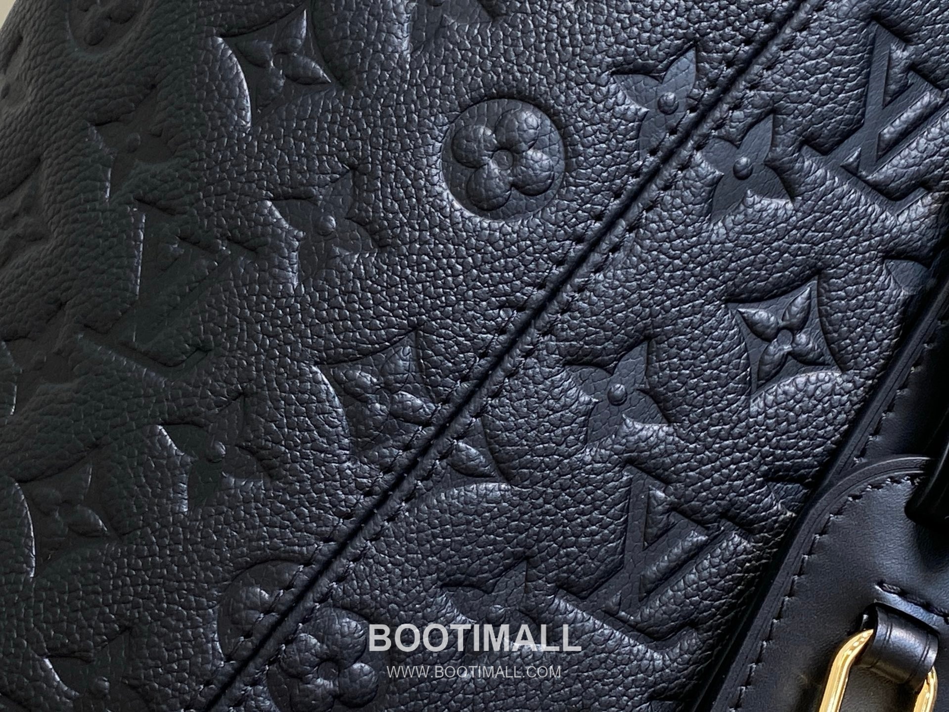 Louis Vuitton All In One Monogram Empreinte Medium Leather Black Tote Bag 루이비통 올 인 원 모노그램 앙프렝뜨 미디엄 레더 블랙 토트백 56.5cm 10