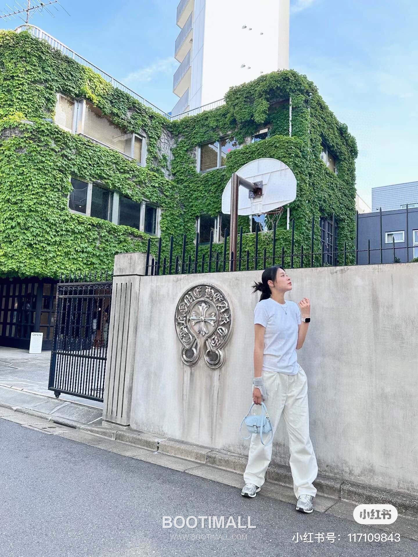 Louis Vuitton Nano Diane Monogram Empreinte Leather Shoulder Bag 루이비통 나노 다이앤 모노그램 앙프렝뜨 숄더백 19cm 2