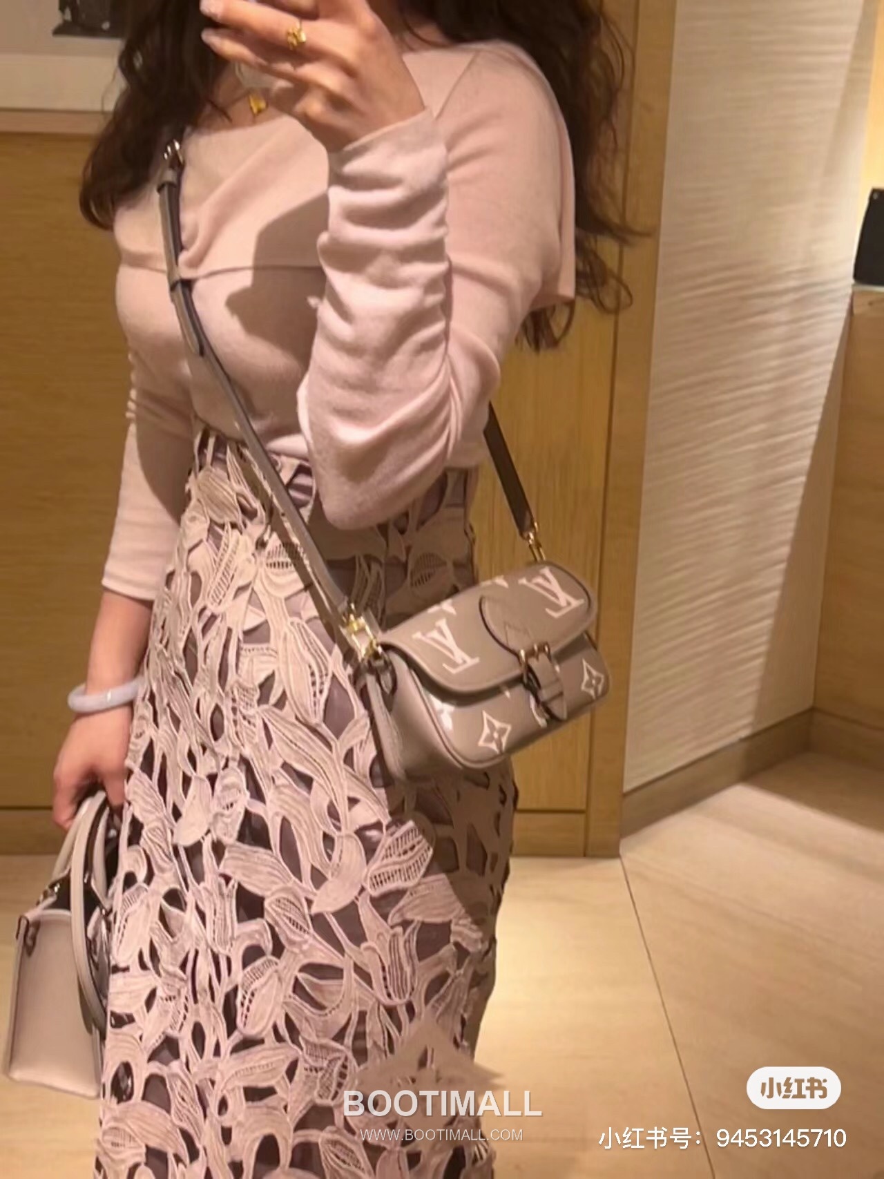 Louis Vuitton Nano Diane Monogram Empreinte Leather Shoulder Bag 루이비통 나노 다이앤 모노그램 앙프렝뜨 숄더백 19cm 2