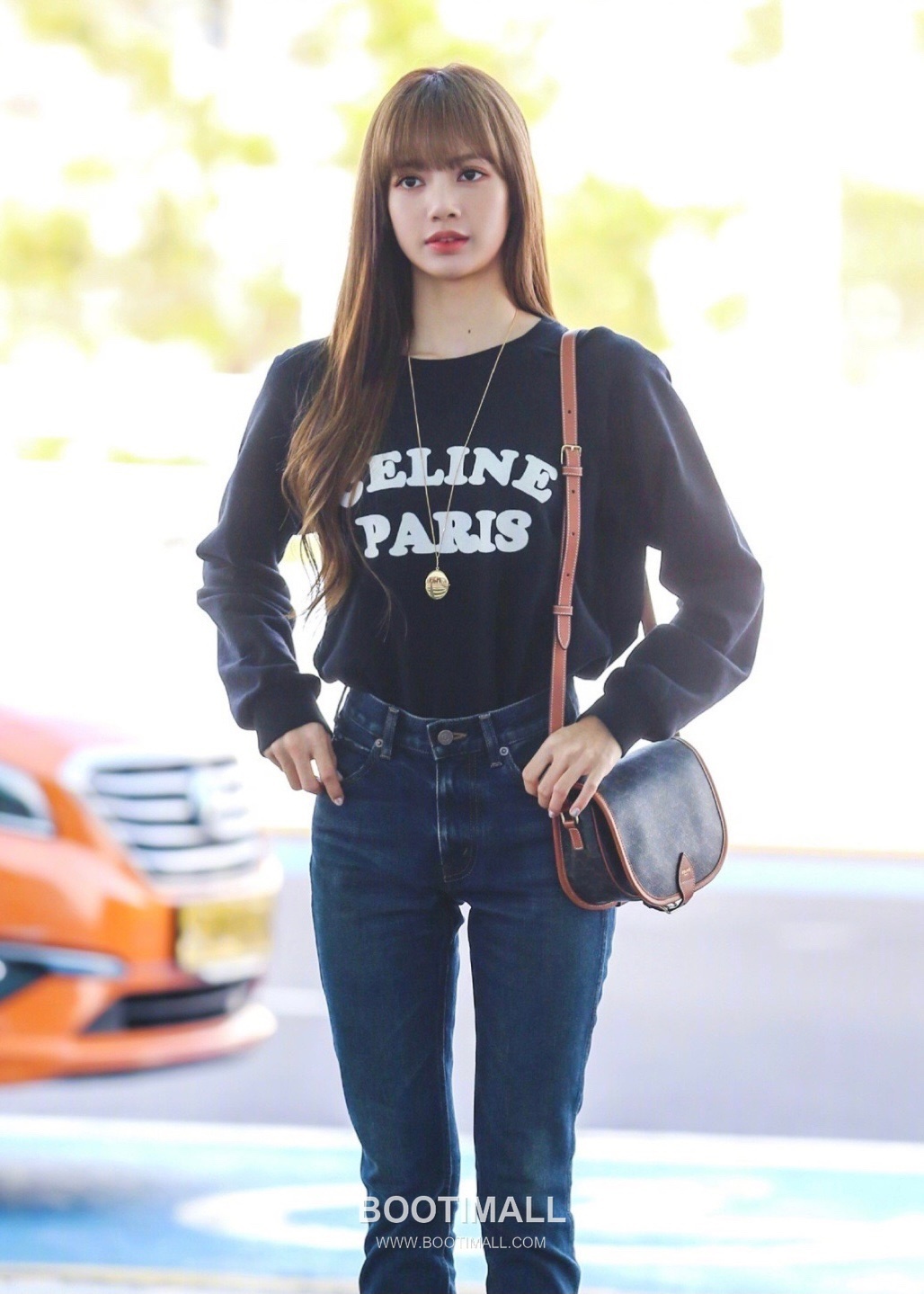 Celine Triomphe Monogram Saddle 191502 Canvas with Italian Cowhide Trim Brown Shoulder Bag 셀린느 트리옹프 모노그램 새들 191502 캔버스 이탈리아 소가죽 트리밍 브라운 숄더백 18cm 5