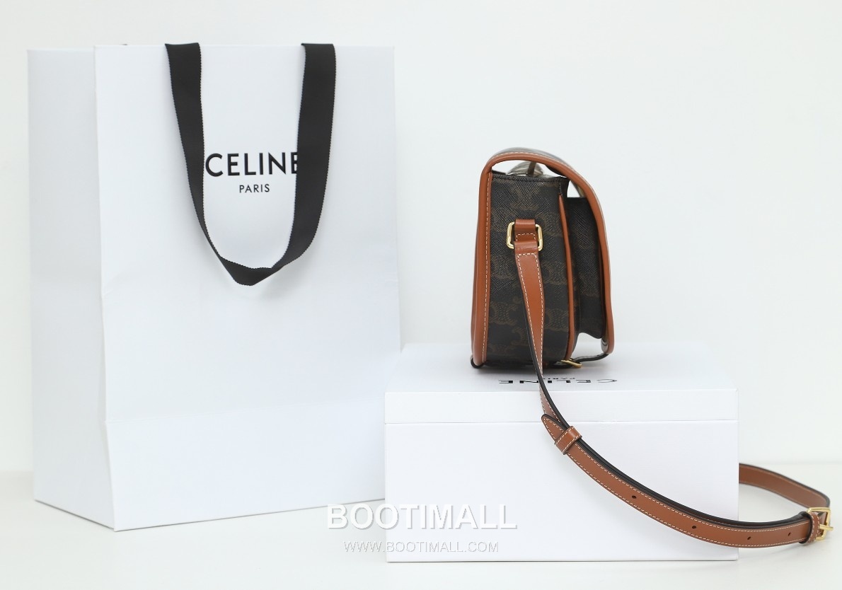 Celine Triomphe Monogram Saddle 191502 Canvas with Italian Cowhide Trim Brown Shoulder Bag 셀린느 트리옹프 모노그램 새들 191502 캔버스 이탈리아 소가죽 트리밍 브라운 숄더백 18cm 12