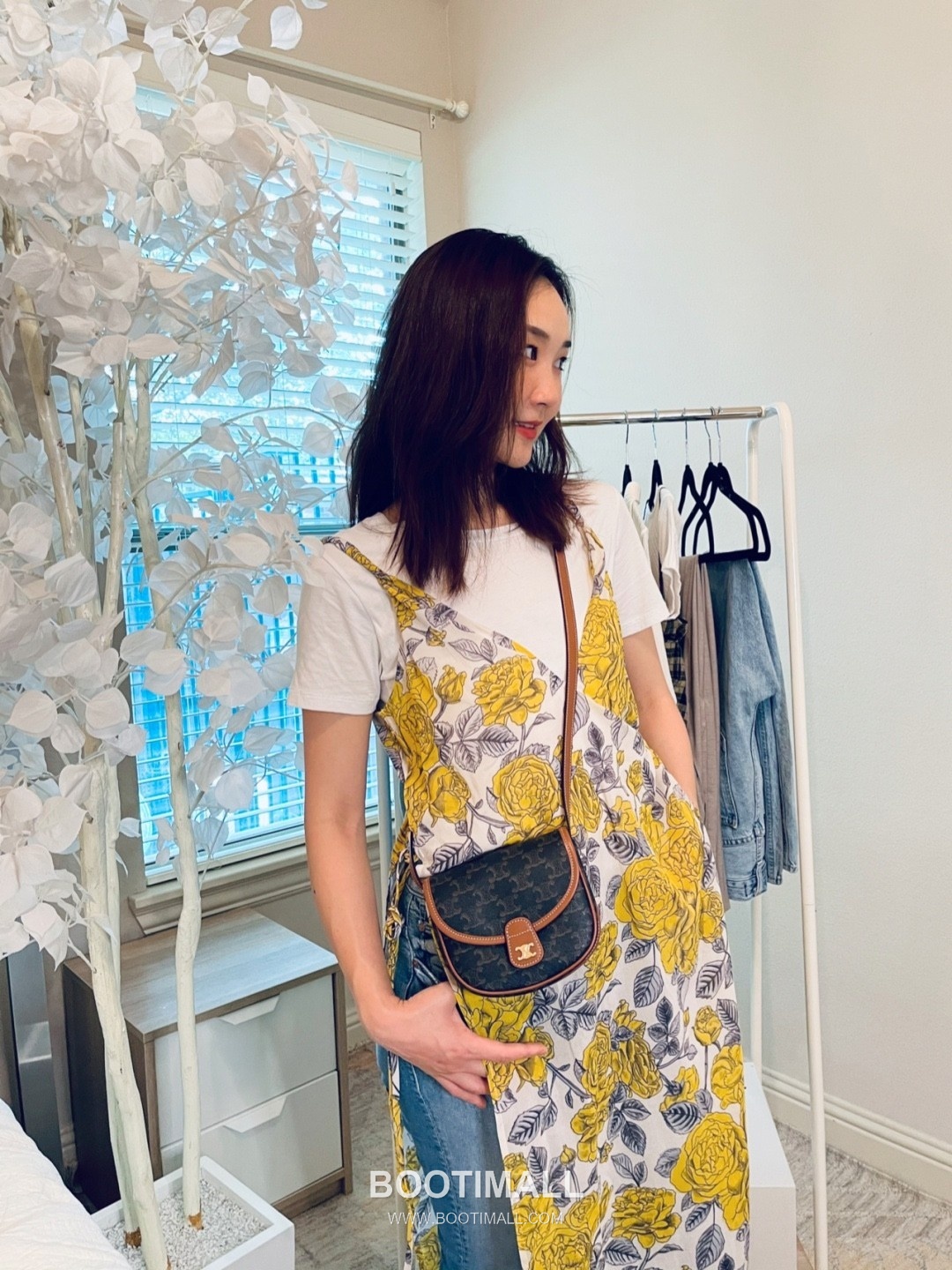 CELINE Triomphe Mini Saddle Calfskin Shoulder Bag 셀린느 트리옹프 미니 새들 카프스킨 숄더백 18cm 1