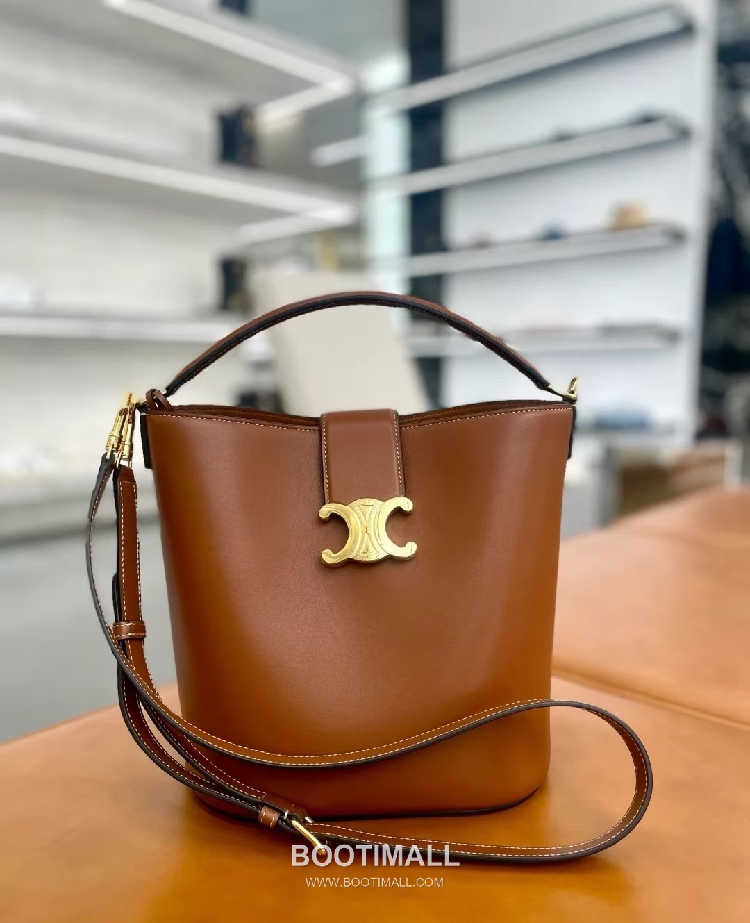 Celine 116613 Calfskin Shoulder Bag 셀린느 116613 카프스킨 숄더백 28cm 1