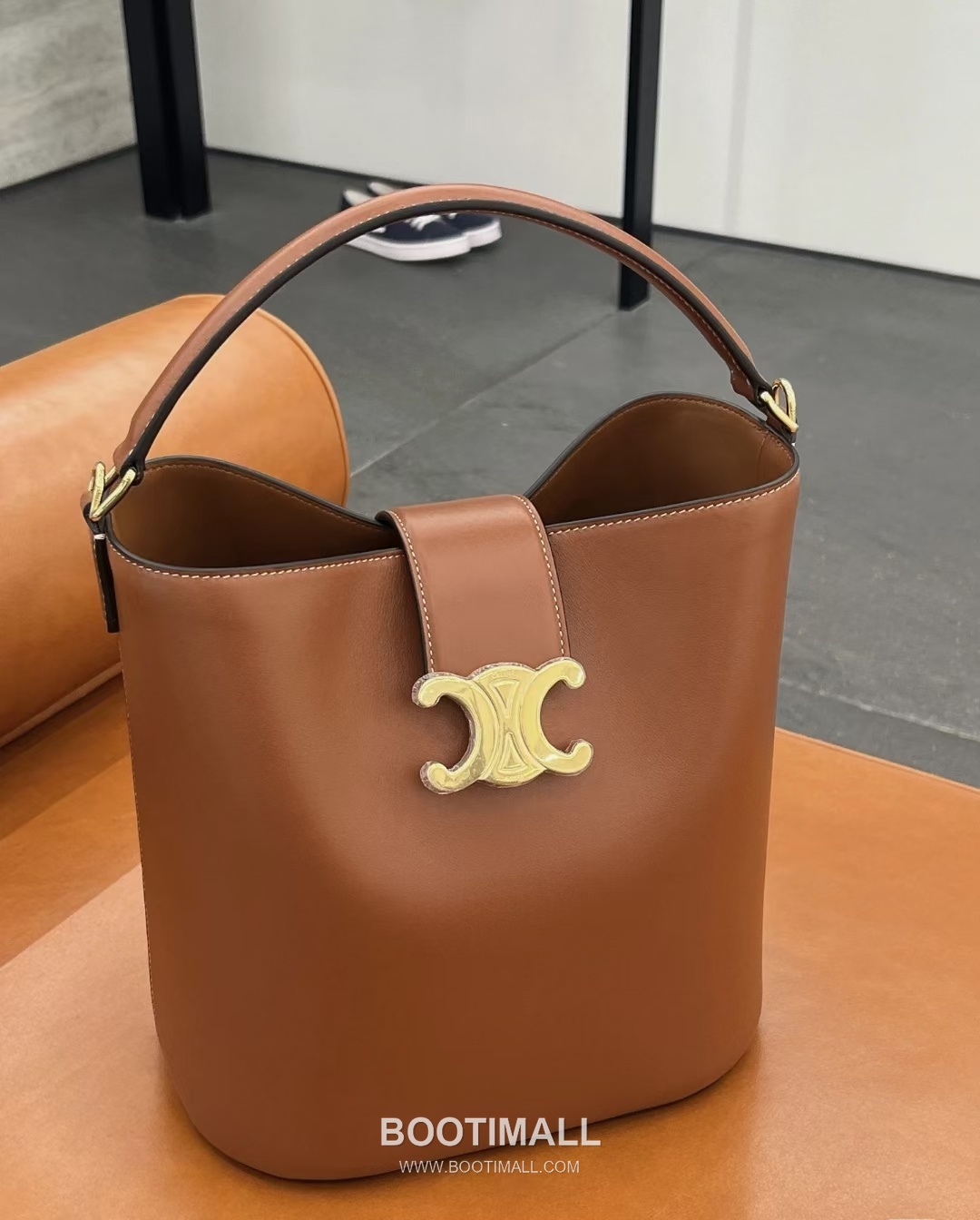 Celine 116613 Calfskin Shoulder Bag 셀린느 116613 카프스킨 숄더백 28cm 7