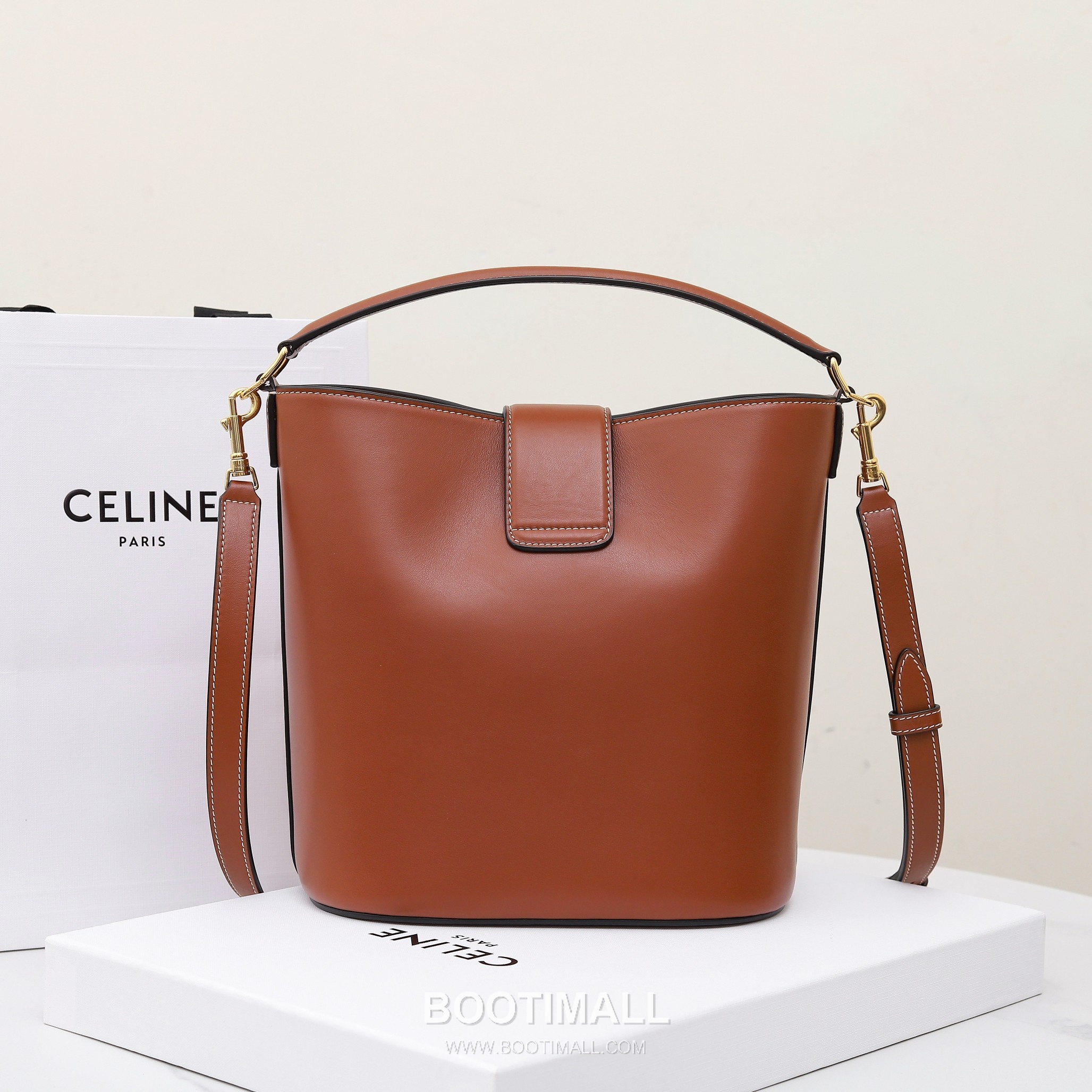 Celine 116613 Calfskin Shoulder Bag 셀린느 116613 카프스킨 숄더백 28cm 13