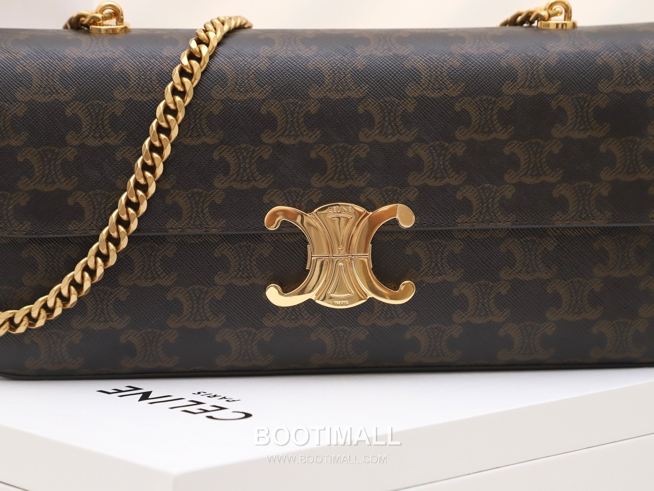CELINE Triomphe Monogram Canvas Chain Shoulder Bag 197412 셀린느 트리옹프 모노그램 체인 숄더백 33cm 14