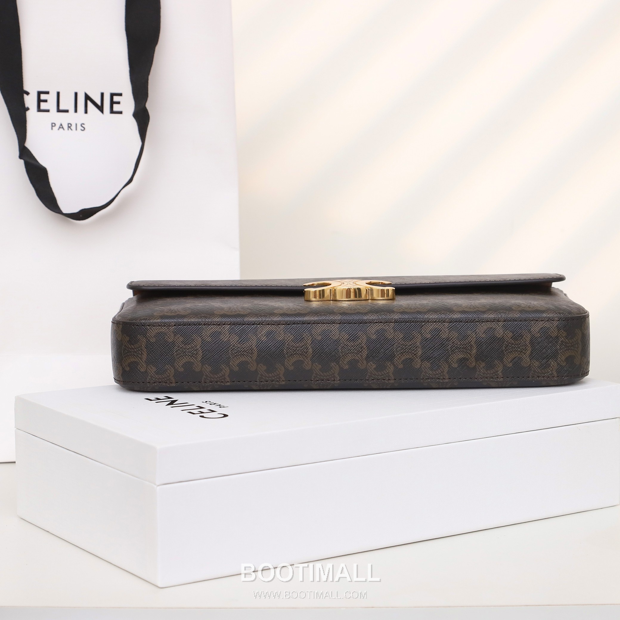 CELINE Triomphe Monogram Canvas Chain Shoulder Bag 197412 셀린느 트리옹프 모노그램 체인 숄더백 33cm 15