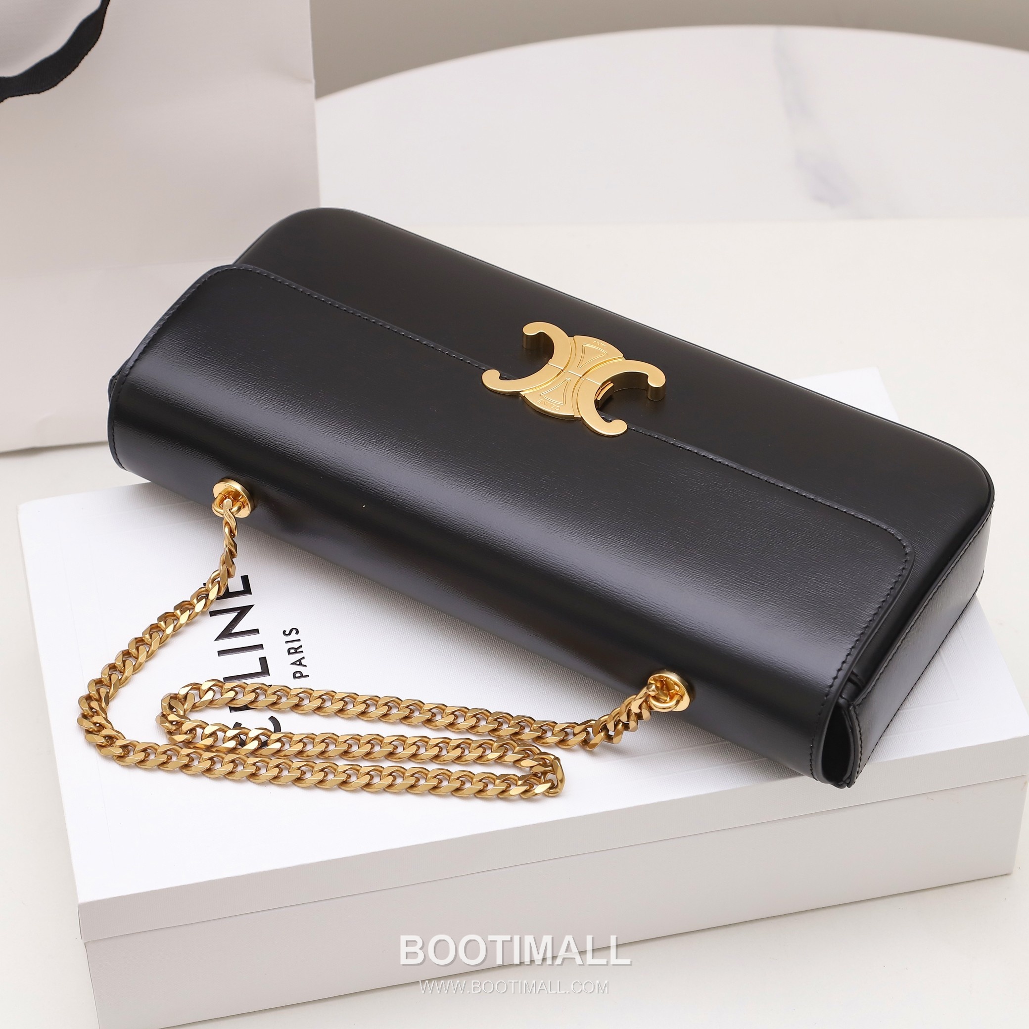 Celine 197412 Chain Strap Italian Cowhide Shoulder Bag 셀린느 197412 체인 스트랩 이탈리아 소가죽 숄더백 33cm 13