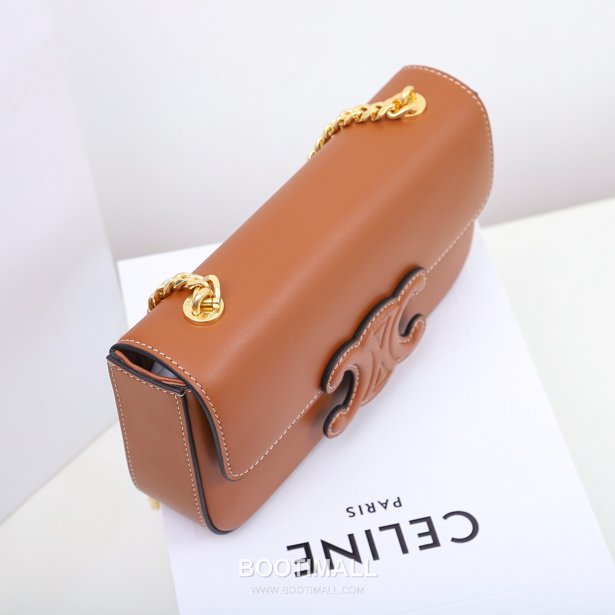 CELINE Triomphe Chain Calfskin Leather Shoulder Bag 199243 셀린느 트리옹프 체인 카프스킨 숄더백 20.5cm 8