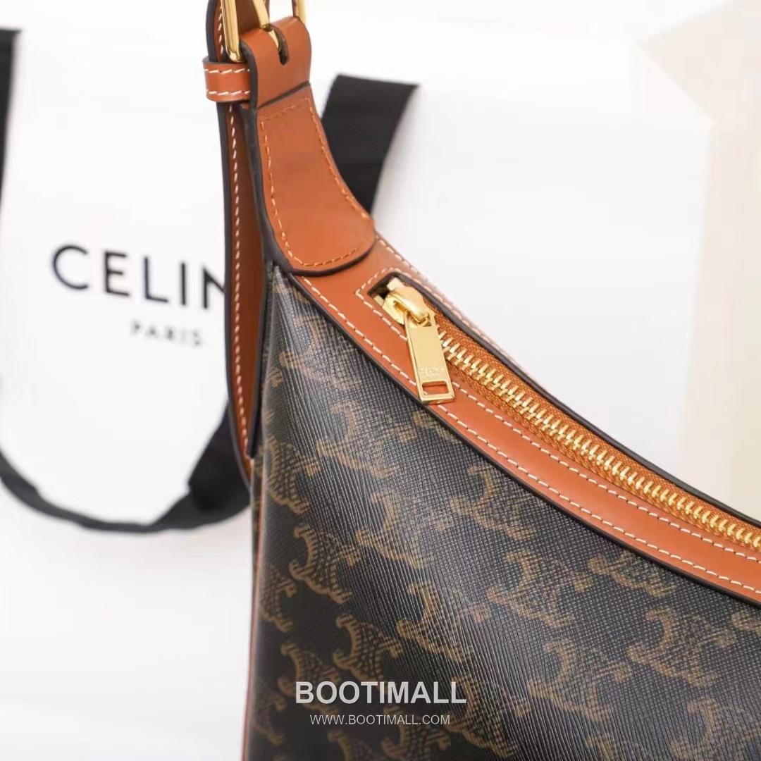 CELINE Triomphe Monogram Canvas Calfskin Hobo Bag 114713 셀린느 트리옹프 모노그램 캔버스 호보백 31cm 13
