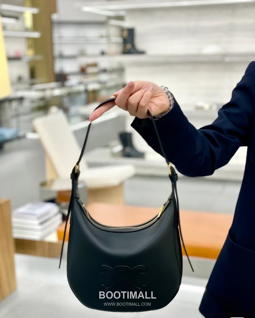 CELINE Small Hobo Calfskin Leather Shoulder Bag 117253 셀린느 스몰 호보 카프스킨 숄더백 24cm 1