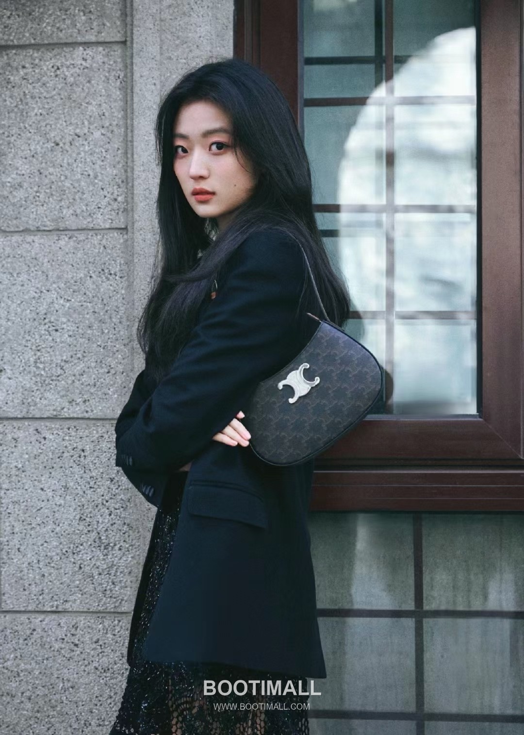 CELINE Triomphe Monogram Canvas Calfskin Shoulder Bag 115702 셀린느 트리옹프 모노그램 캔버스 숄더백 22cm 9