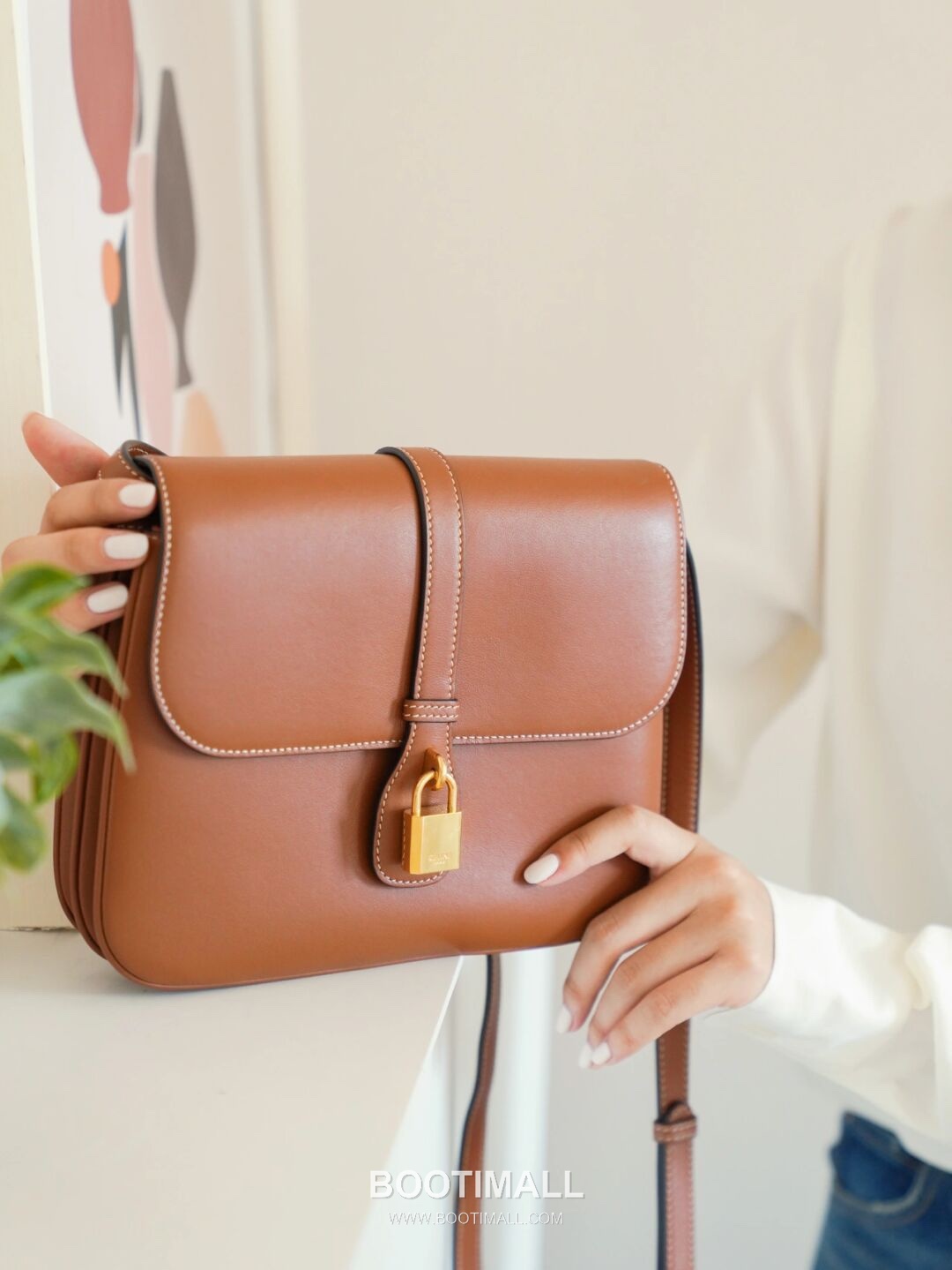 Celine Tabou 196583 Italian Cowhide Caramel Shoulder Bag 셀린느 타부 196583 이탈리아 소가죽 카라멜 숄더백 22cm 4