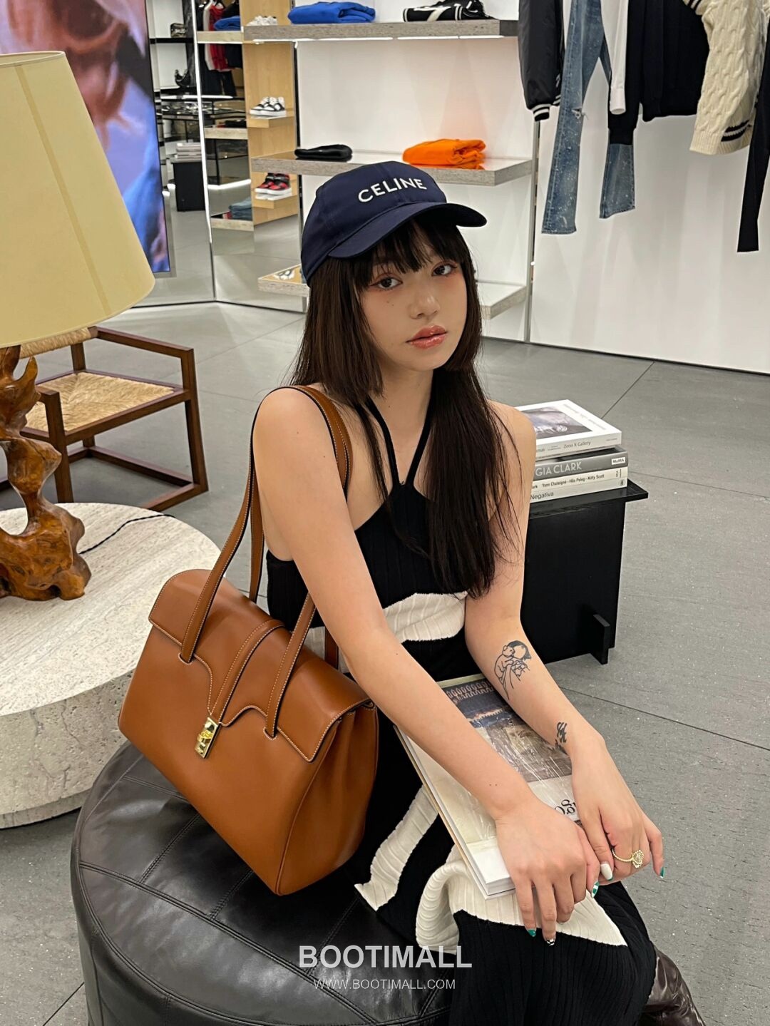 CELINE Teen Soft 16 Calfskin Leather Top Handle Bag 195543 셀린느 틴 소프트 16 카프스킨 탑핸들백 32cm 1