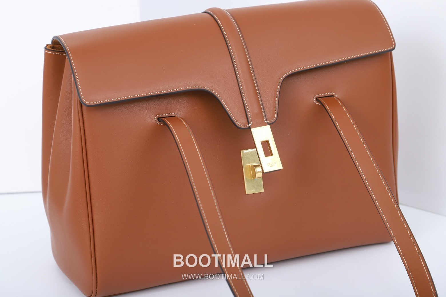 CELINE Teen Soft 16 Calfskin Leather Top Handle Bag 195543 셀린느 틴 소프트 16 카프스킨 탑핸들백 32cm 13