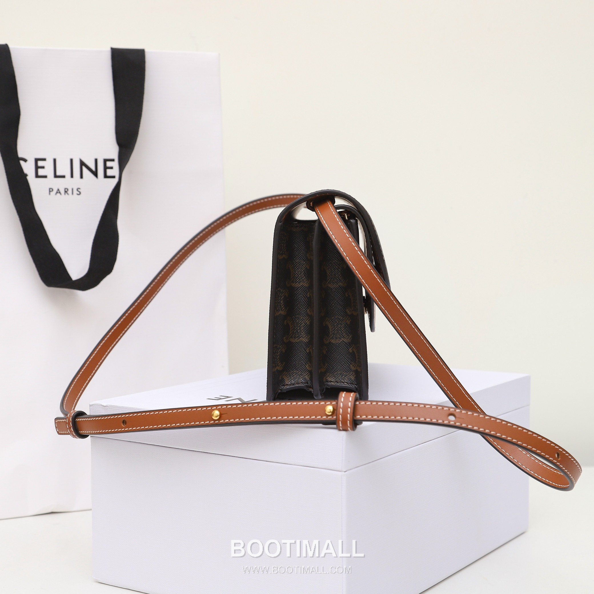 CELINE Wallet On Chain Calfskin Leather Crossbody Bag 10D852 셀린느 월렛 온 체인 카프스킨 크로스백 20cm 12