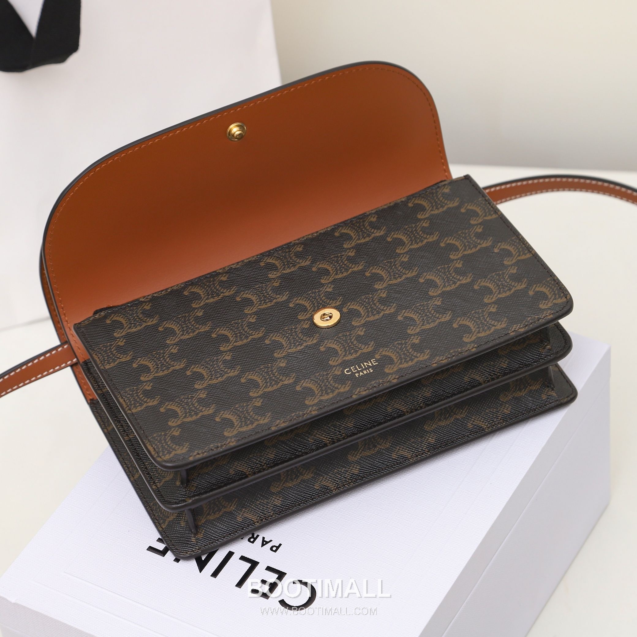 CELINE Wallet On Chain Calfskin Leather Crossbody Bag 10D852 셀린느 월렛 온 체인 카프스킨 크로스백 20cm 17