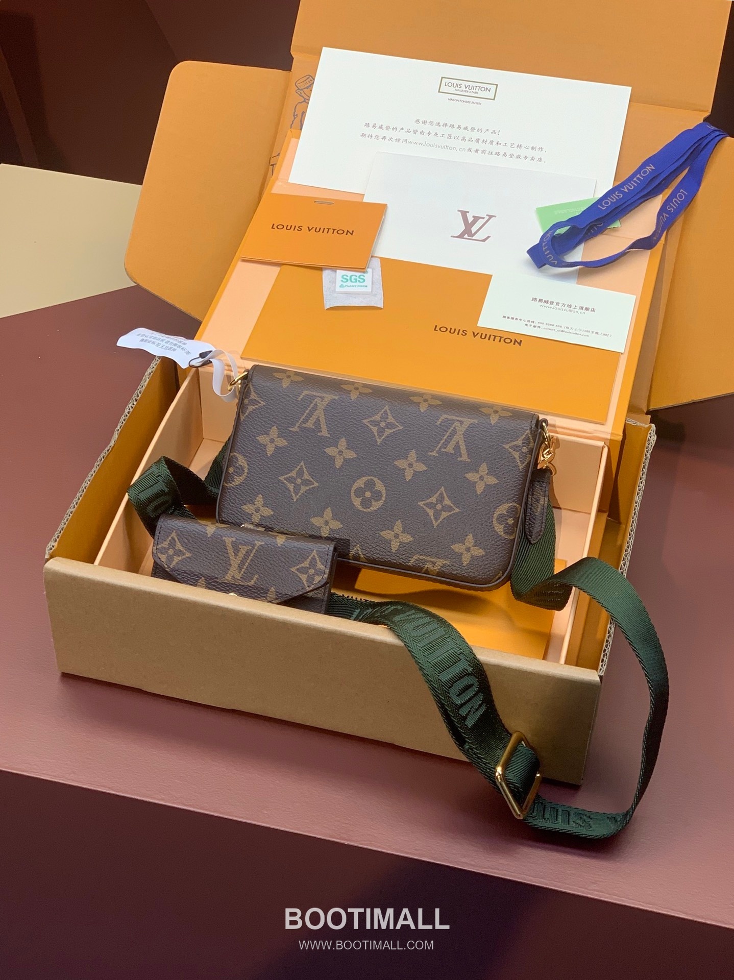 Louis Vuitton M51183 Monogram Canvas Shoulder Bag 루이비통 모노그램 캔버스 숄더백 22cm --- 2