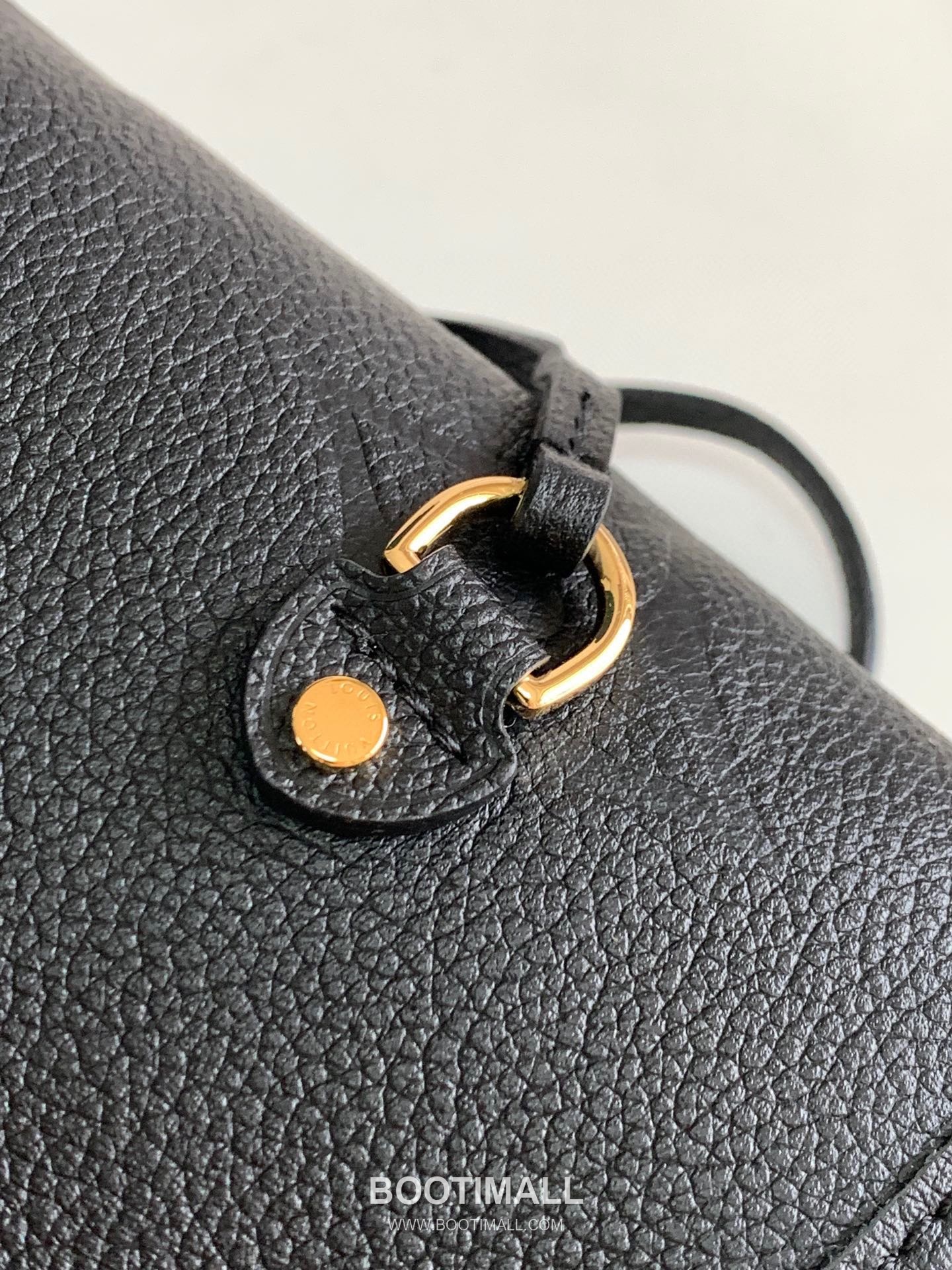 Louis Vuitton Neverfull MM M45686 Embossed Leather Tote Bag 루이비통 네버풀 MM 엠보스드 가죽 토트백 32cm

--- 6