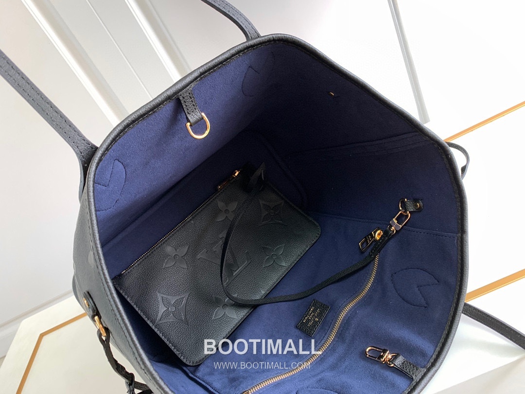 Louis Vuitton Neverfull MM M45686 Embossed Leather Tote Bag 루이비통 네버풀 MM 엠보스드 가죽 토트백 32cm

--- 8