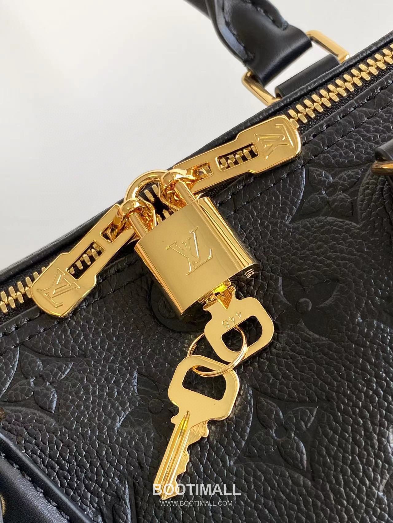 Louis Vuitton Speedy Soft 30 M47186 Monogram Empreinte Leather Bag 루이비통 스피디 소프트 30 모노그램 앙프렝뜨 가죽 백 30cm 6