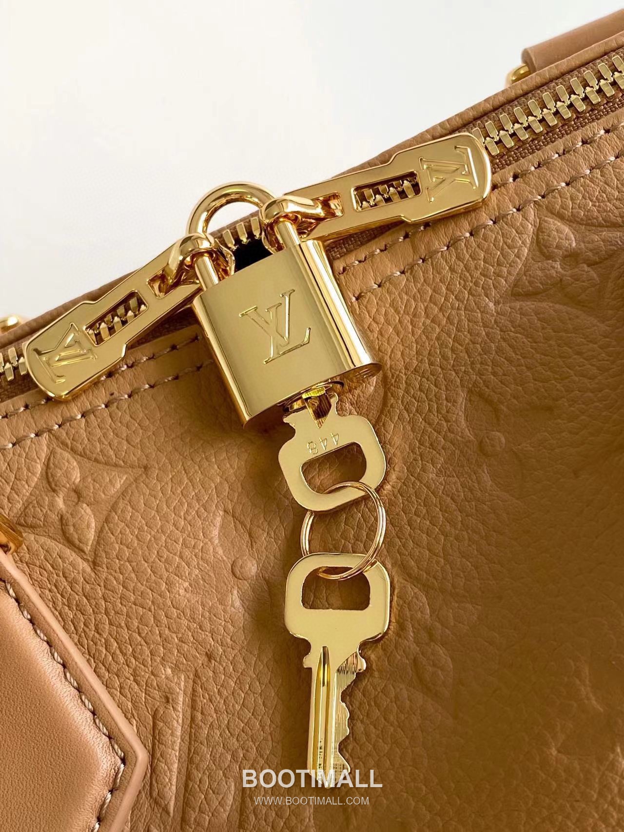 Louis Vuitton Speedy Soft 30 M47186 Monogram Empreinte Leather Bag 루이비통 스피디 소프트 30 모노그램 앙프렝뜨 가죽 백 30cm 6