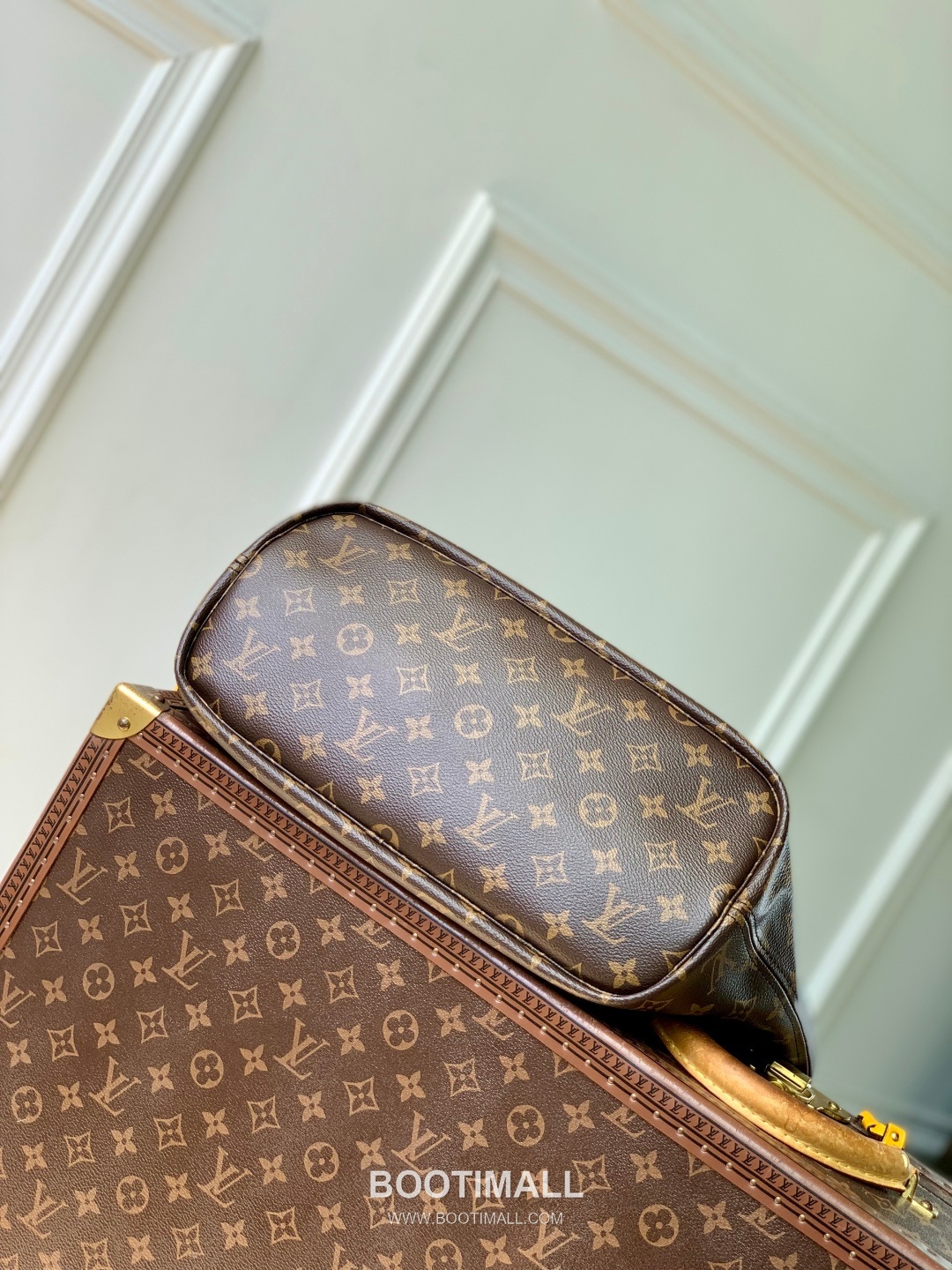 Louis Vuitton Neverfull Bandoulière Inside Out M12779 Monogram Canvas Shoulder Bag 루이비통 네버풀 반둘리에 인사이드 아웃 모노그램 캔버스 숄더백 31cm 4