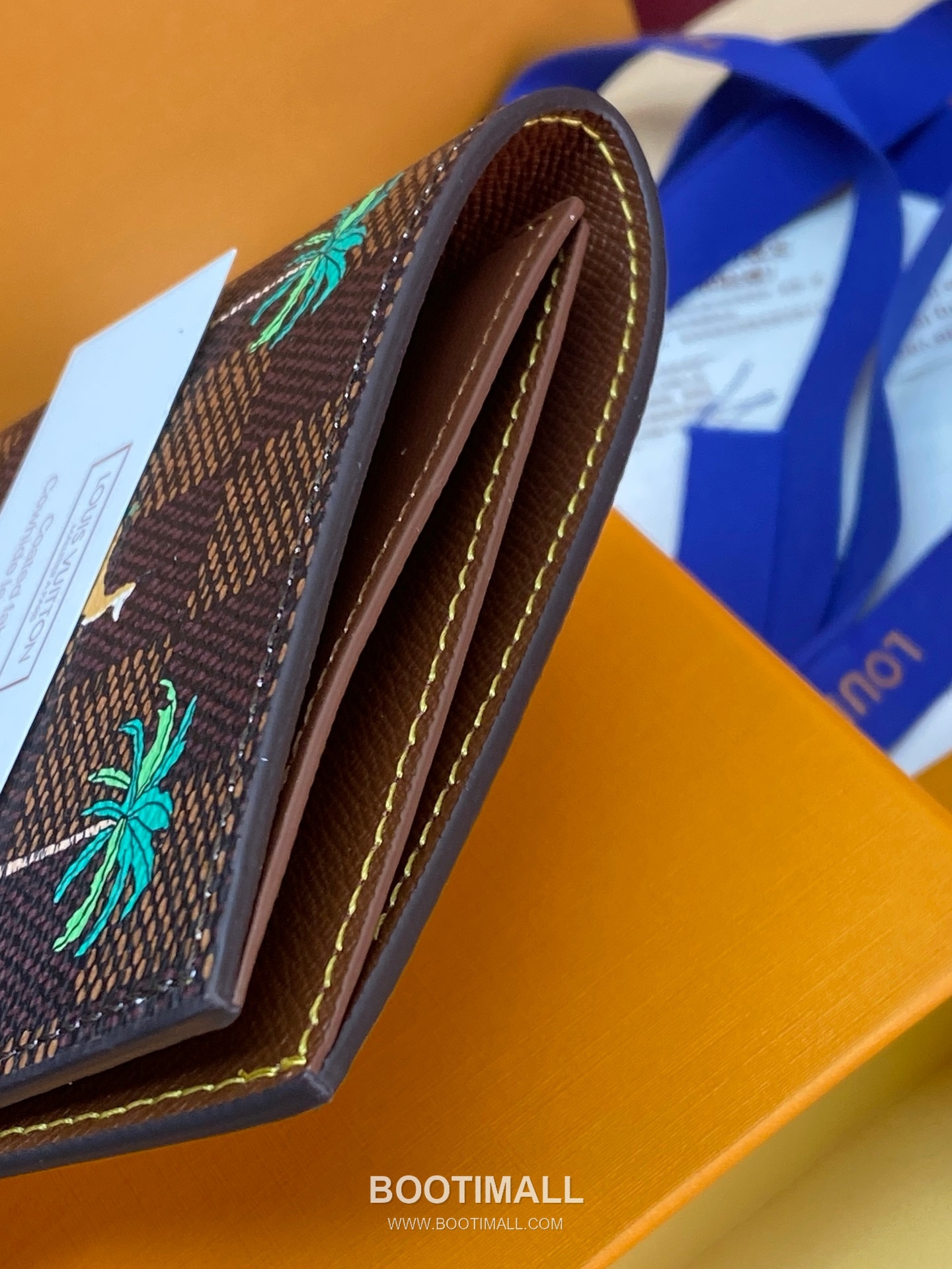 Louis Vuitton Passport Cover N40872 Damier Heritage Canvas Passport Holder 루이비통 패스포트 커버 다미에 헤리티지 캔버스 여권지갑 14cm 11