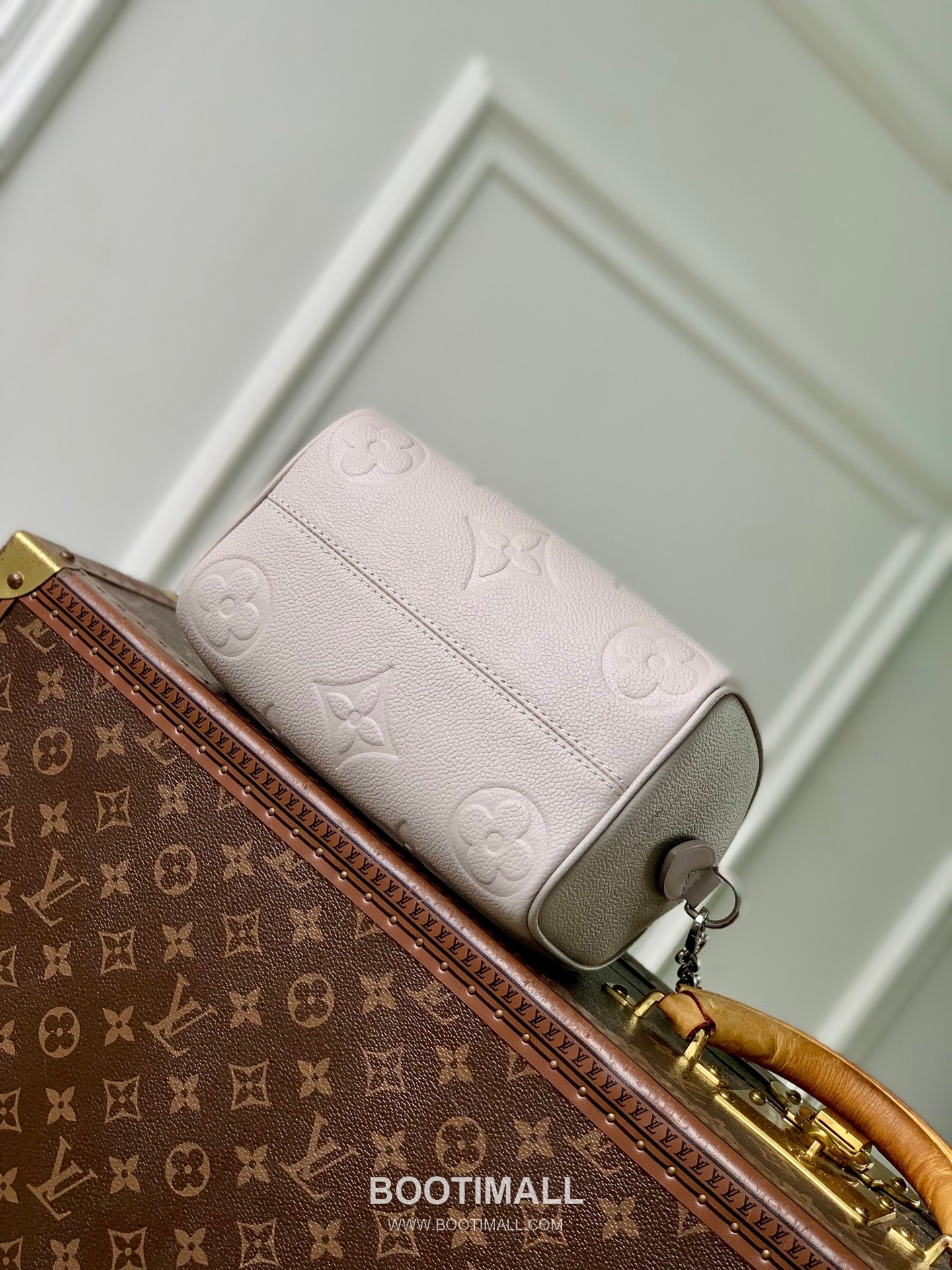 Louis Vuitton Speedy 20 M28343 Monogram Empreinte Leather Shoulder Bag 루이비통 스피디 20 모노그램 앙프렝뜨 레더 숄더백 20.5cm 4
