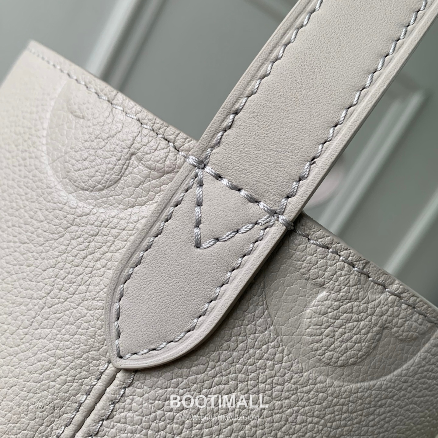 Louis Vuitton All In BB M28342 Monogram Empreinte Leather Shoulder Bag 루이비통 올 인 BB 모노그램 앙프렝뜨 레더 숄더백 16cm 9