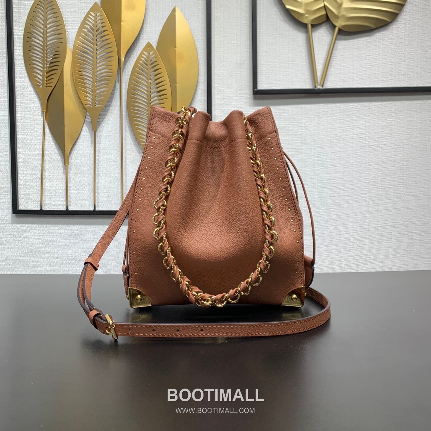 Louis Vuitton Noé Trunk M29131 Calfskin Leather Bucket Bag 루이비통 노에 트렁크 카프스킨 레더 버킷백 23cm 1