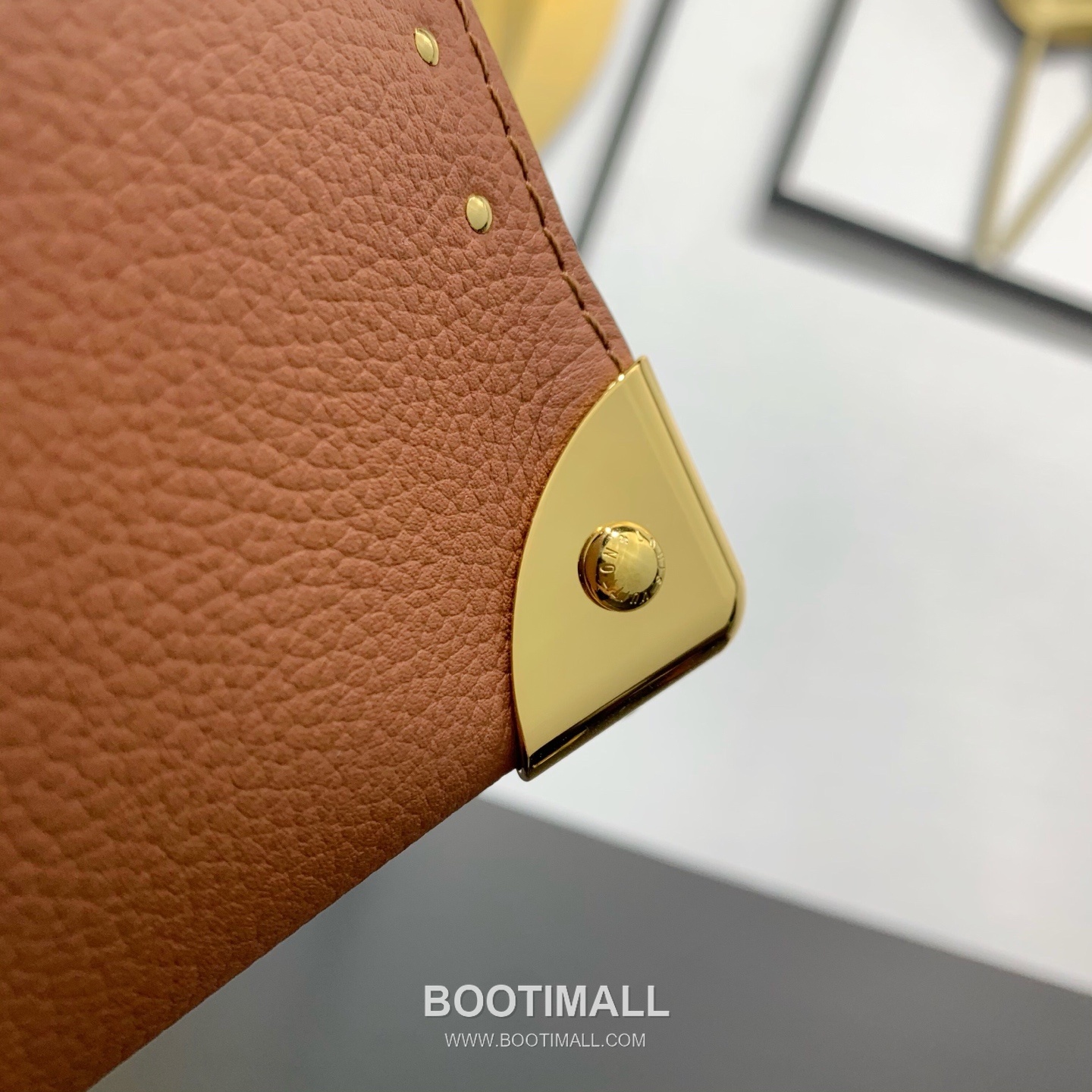 Louis Vuitton Noé Trunk M29131 Calfskin Leather Bucket Bag 루이비통 노에 트렁크 카프스킨 레더 버킷백 23cm 9