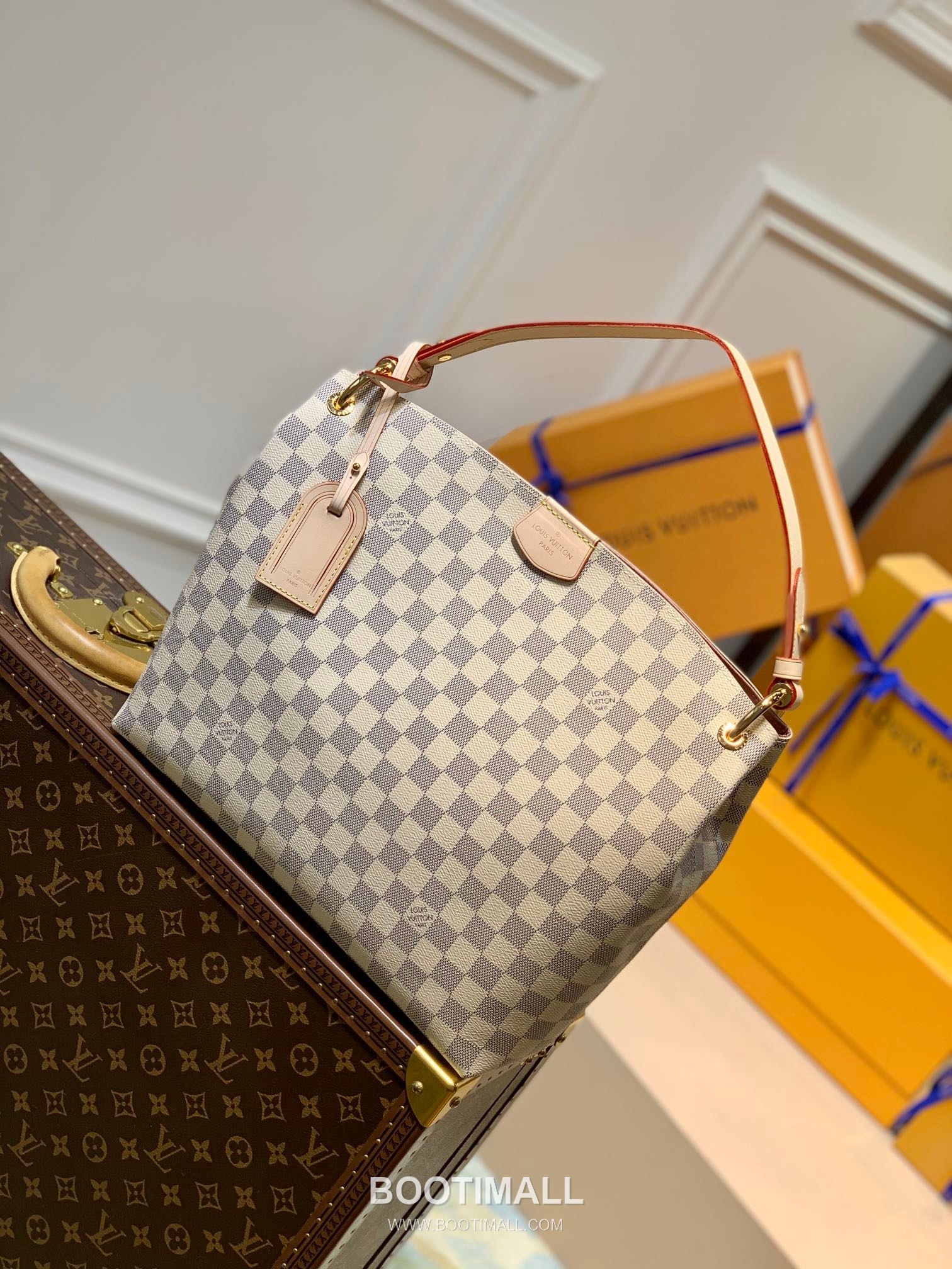 Louis Vuitton Graceful PM N42249 Damier Azur Coated Canvas Shoulder Bag 루이비통 그레이스풀 PM 다미에 아주르 코팅 캔버스 숄더백 35cm 1