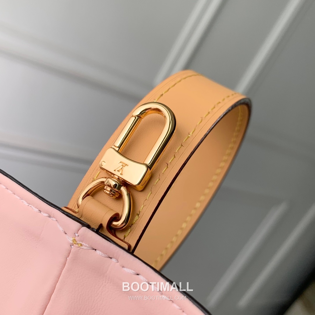 Louis Vuitton All In BB M26642 Monogram Canvas Charm Shoulder Bag 루이비통 올 인 BB 모노그램 캔버스 참 숄더백 16cm 13