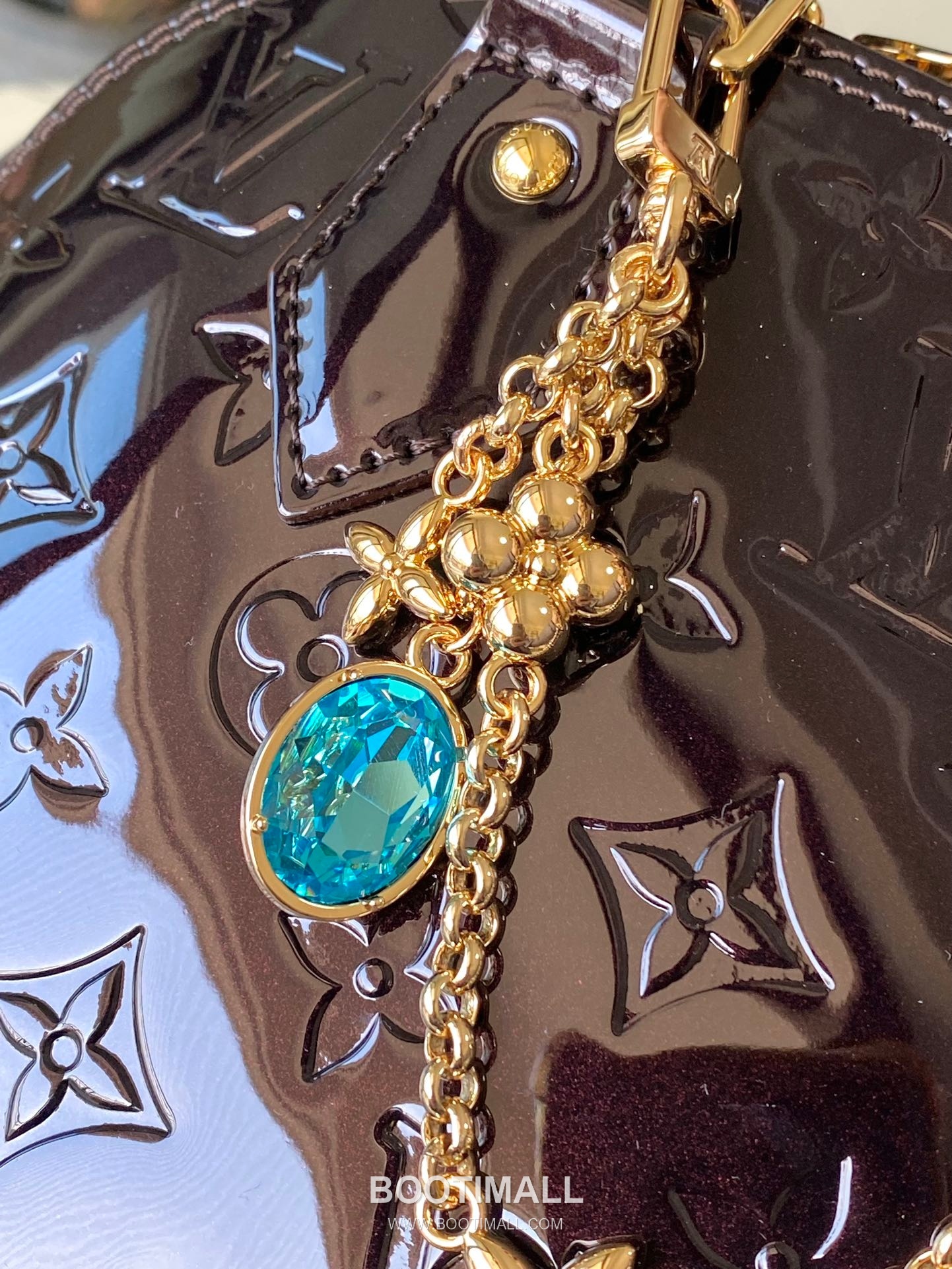 Louis Vuitton Alma BB M27172 Epi Patent Embossed Leather Shoulder Bag 루이비통 알마 BB 에피 페이턴트 엠보스 레더 숄더백 25cm 6