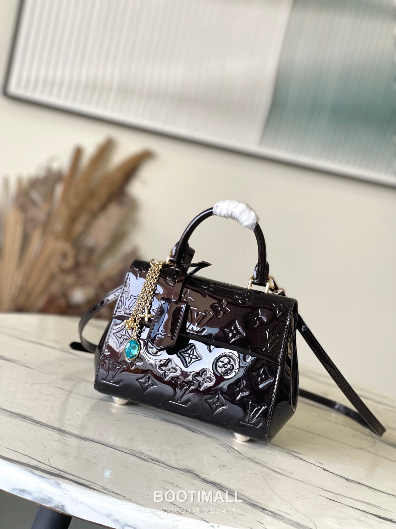 Louis Vuitton Cluny Mini M27173 Epi Patent Embossed Leather Shoulder Bag 루이비통 클루니 미니 에피 페이턴트 엠보스 레더 숄더백 20cm 1