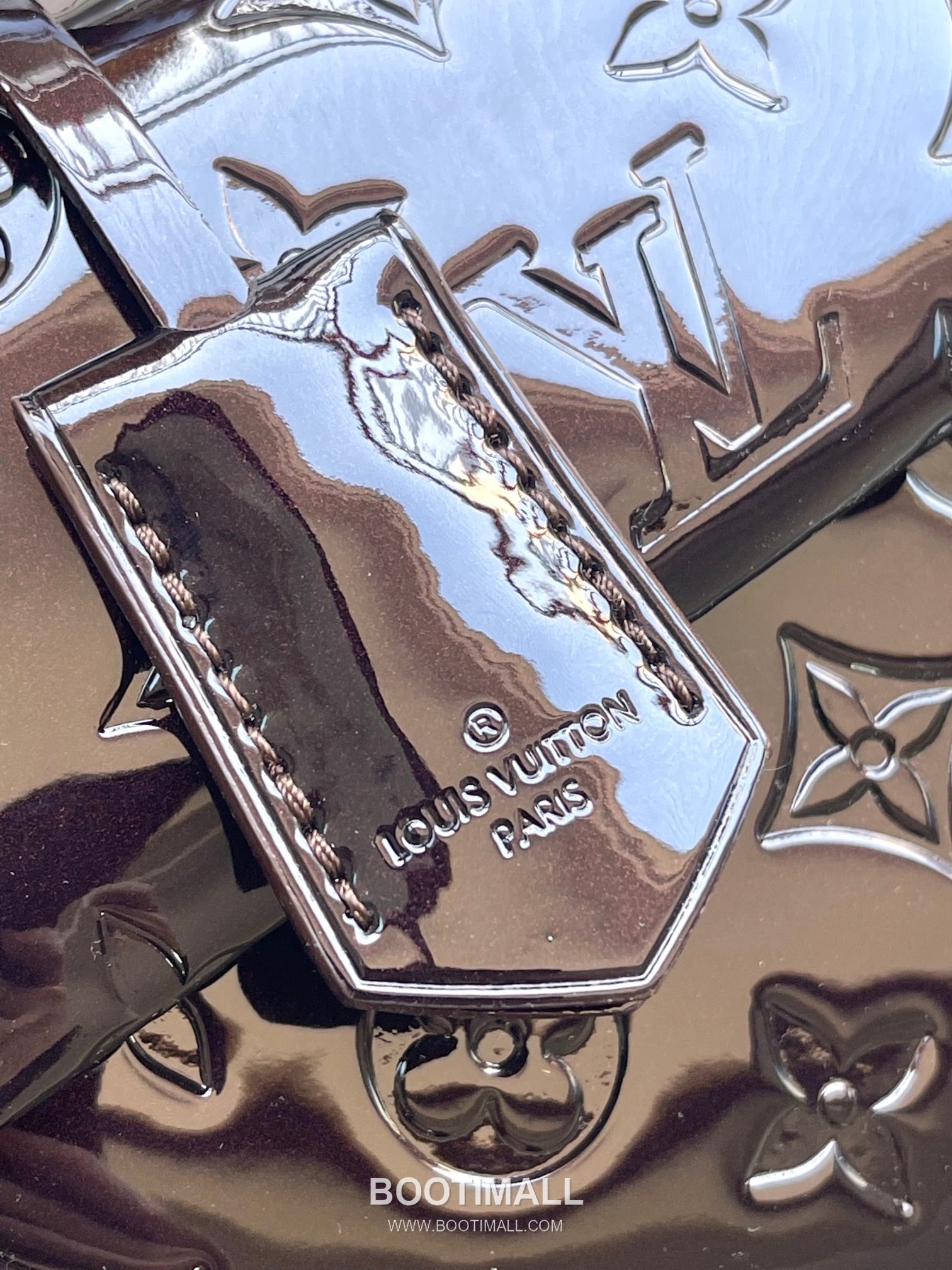 Louis Vuitton Cluny Mini M27173 Epi Patent Embossed Leather Shoulder Bag 루이비통 클루니 미니 에피 페이턴트 엠보스 레더 숄더백 20cm 8