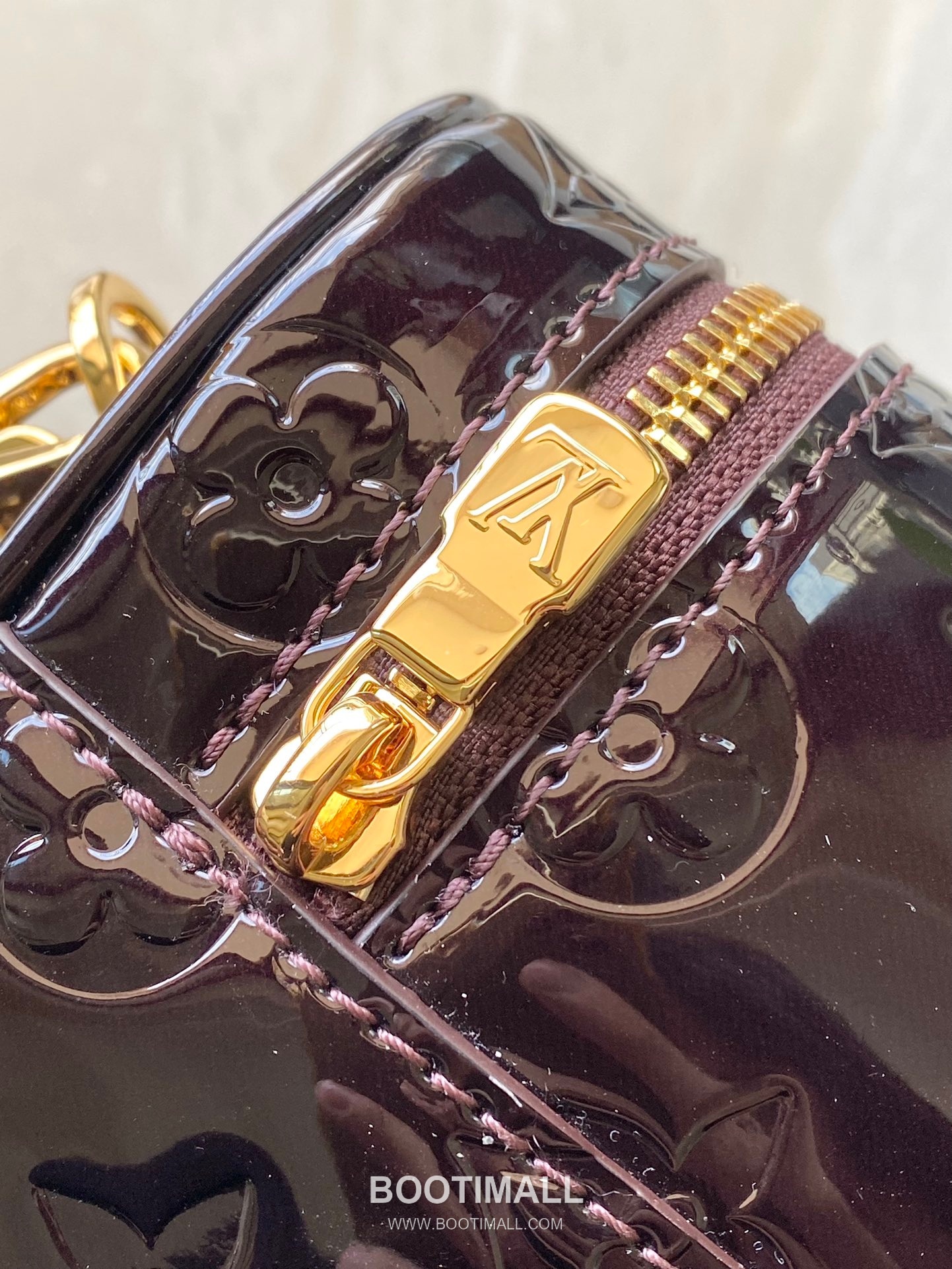 Louis Vuitton Vanity Chain Pouch M28334 Monogram Miroir Coated Canvas Shoulder Bag 루이비통 바니티 체인 파우치 모노그램 미루아 코팅 캔버스 숄더백 19cm 9