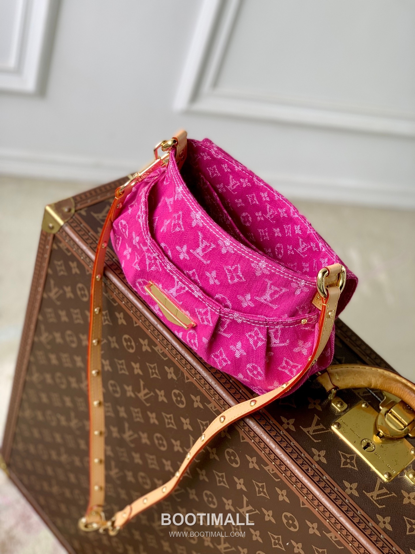 Louis Vuitton Sunset Bag M28291 Denim Canvas Shoulder Bag 루이비통 선셋 백 데님 캔버스 숄더백 27cm 9