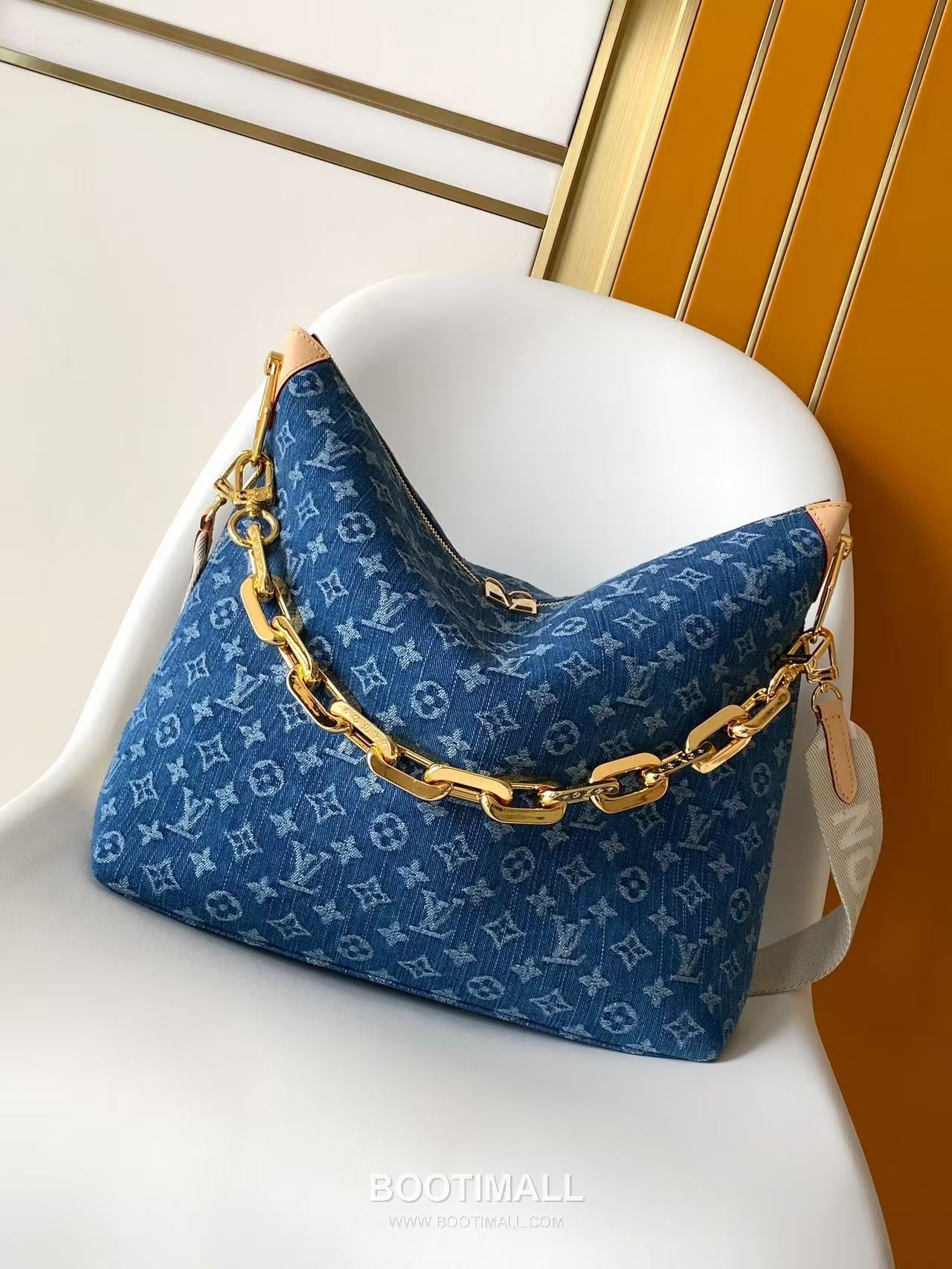 Louis Vuitton Coussin Hobo MM M13390 Monogram Denim Canvas Shoulder Bag 루이비통 쿠션 호보 MM 모노그램 데님 캔버스 숄더백 38cm 1