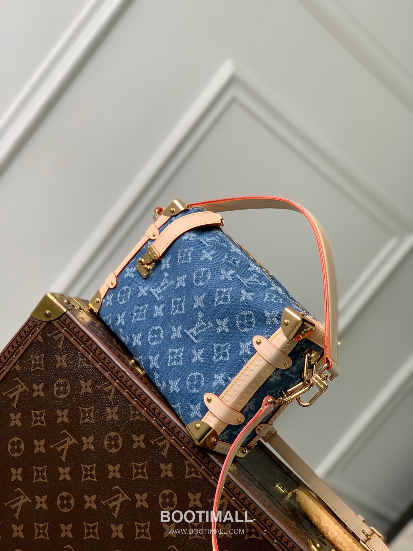 Louis Vuitton Side Trunk MM M27450 Monogram Denim Canvas Shoulder Bag 루이비통 사이드 트렁크 MM 모노그램 데님 캔버스 숄더백 23.5cm 11