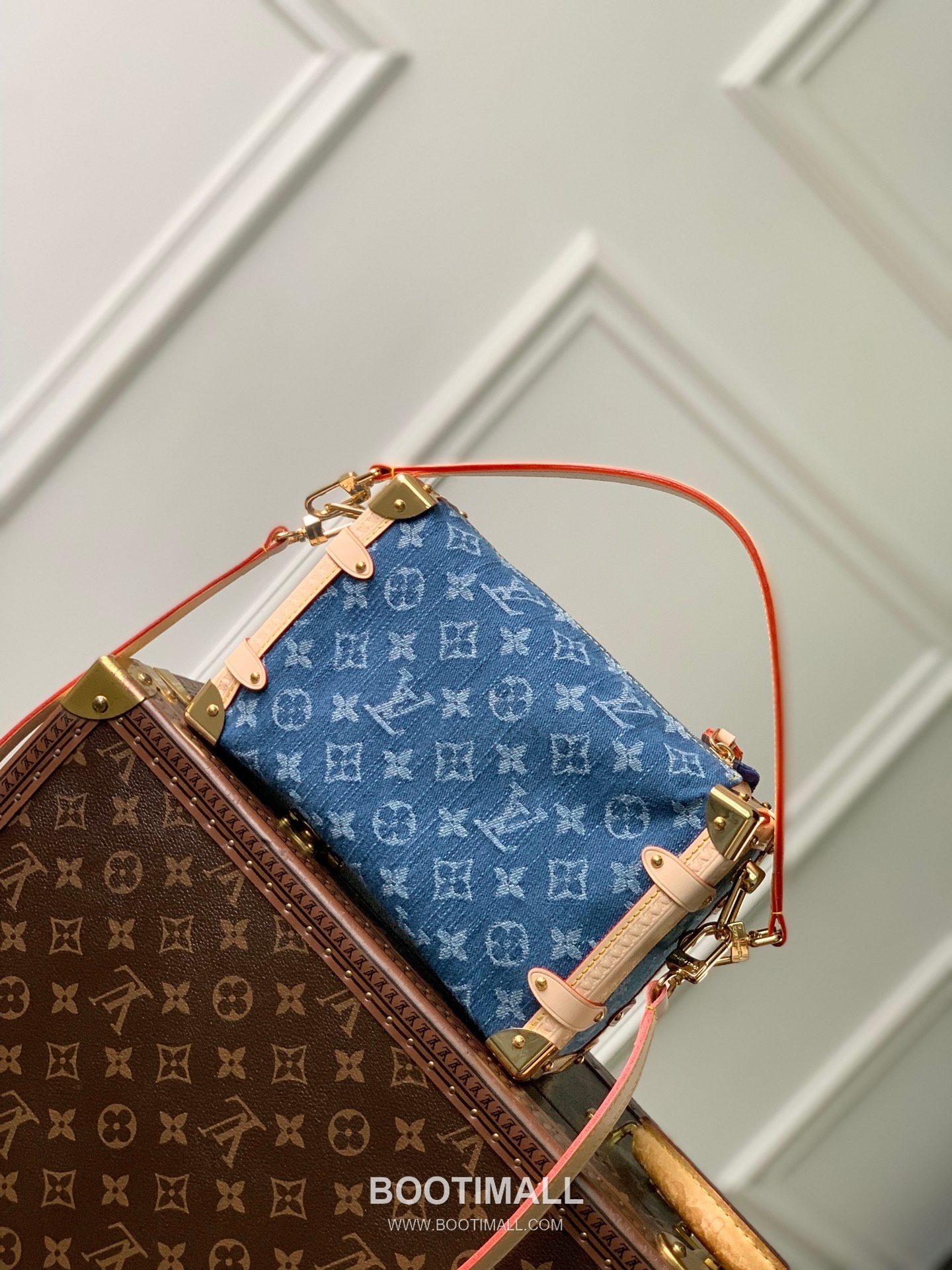 Louis Vuitton Side Trunk MM M27450 Monogram Denim Canvas Shoulder Bag 루이비통 사이드 트렁크 MM 모노그램 데님 캔버스 숄더백 23.5cm 12