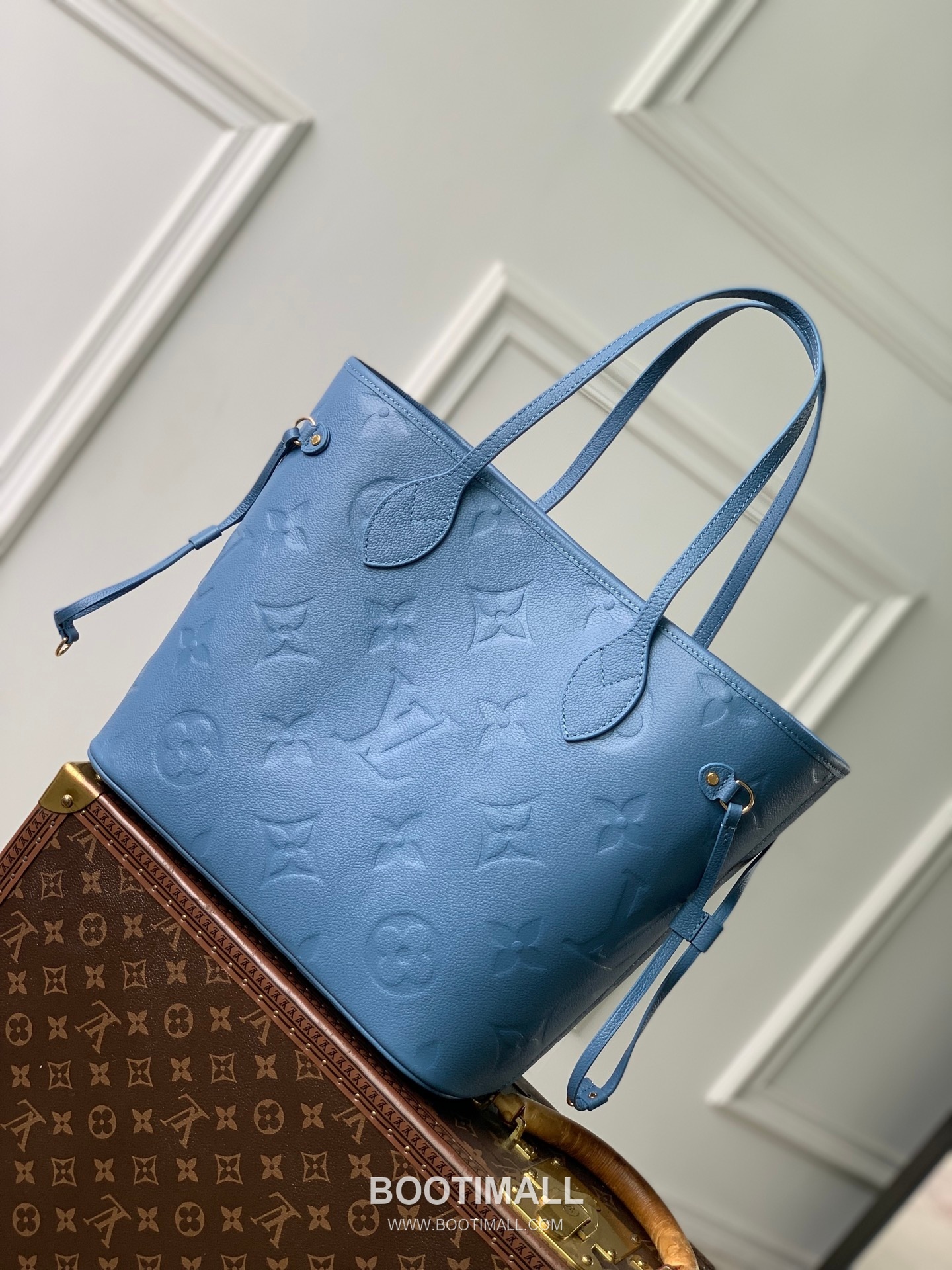 Louis Vuitton Neverfull MM M27358 Monogram Empreinte Leather Shoulder Bag 루이비통 네버풀 MM 모노그램 앙프렝뜨 레더 숄더백 31cm 1
