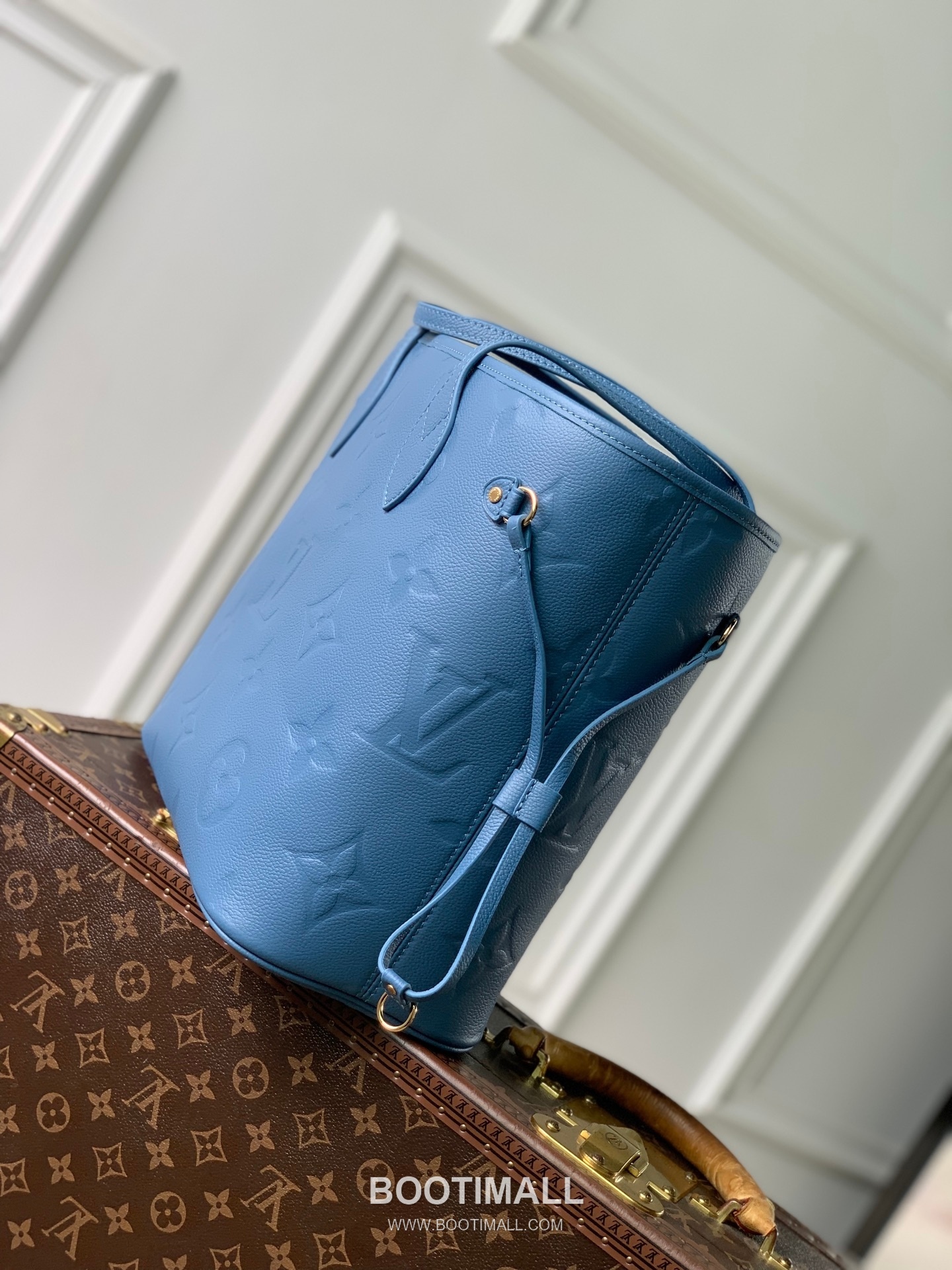 Louis Vuitton Neverfull MM M27358 Monogram Empreinte Leather Shoulder Bag 루이비통 네버풀 MM 모노그램 앙프렝뜨 레더 숄더백 31cm 2