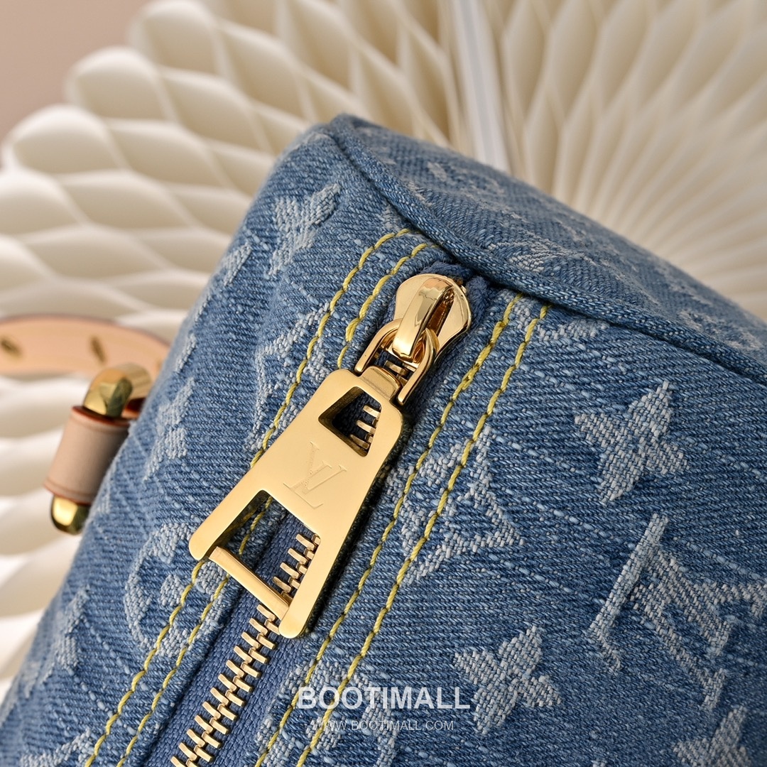 Louis Vuitton Papillon Denim Bleu M46830 Monogram Denim Canvas Shoulder Bag 루이비통 파필론 데님 블루 모노그램 데님 캔버스 숄더백 27cm 6