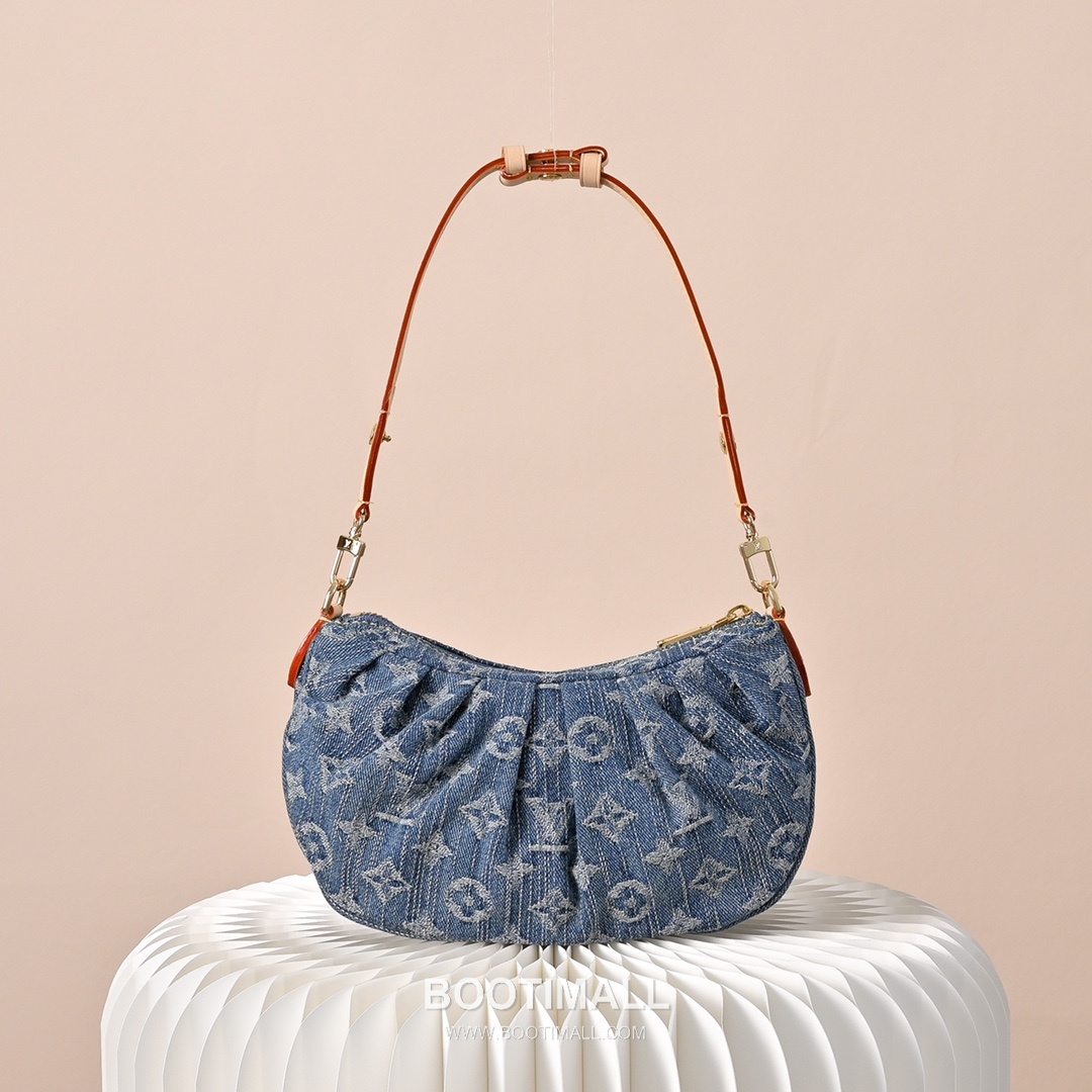 Louis Vuitton Pochette Valley M13571 Monogram Denim Canvas Shoulder Bag 루이비통 포쉐트 밸리 모노그램 데님 캔버스 숄더백 21cm 1