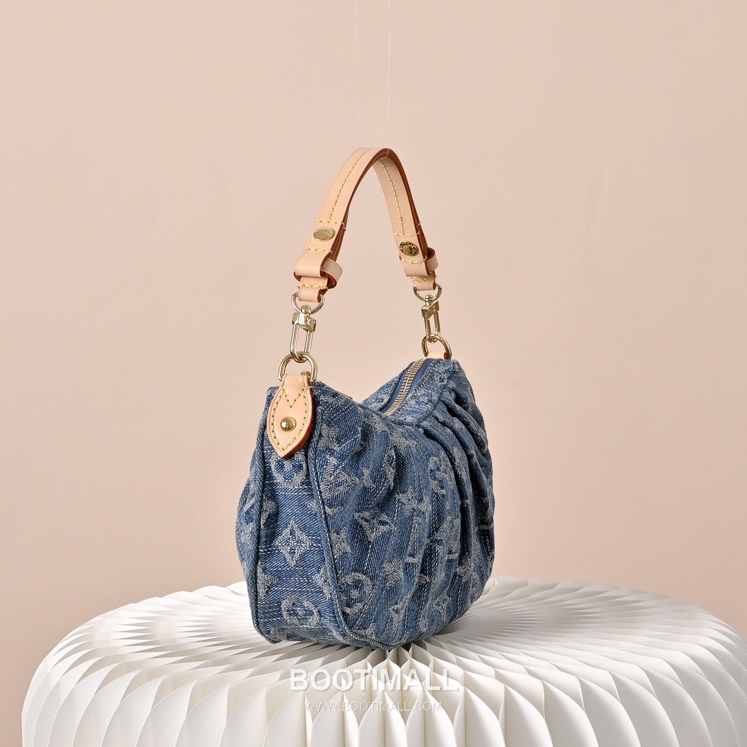 Louis Vuitton Pochette Valley M13571 Monogram Denim Canvas Shoulder Bag 루이비통 포쉐트 밸리 모노그램 데님 캔버스 숄더백 21cm 2